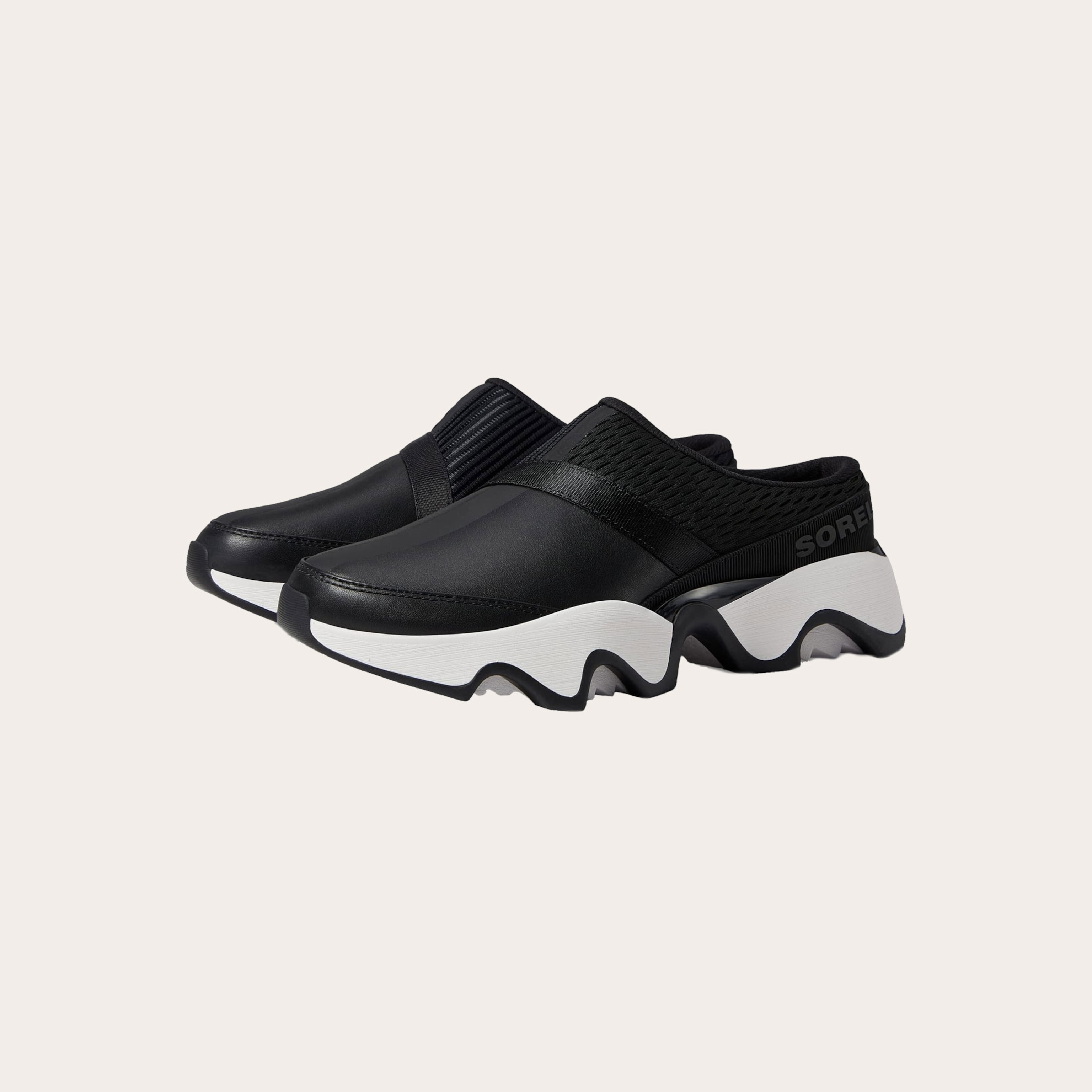 An image of a recovery shoe.