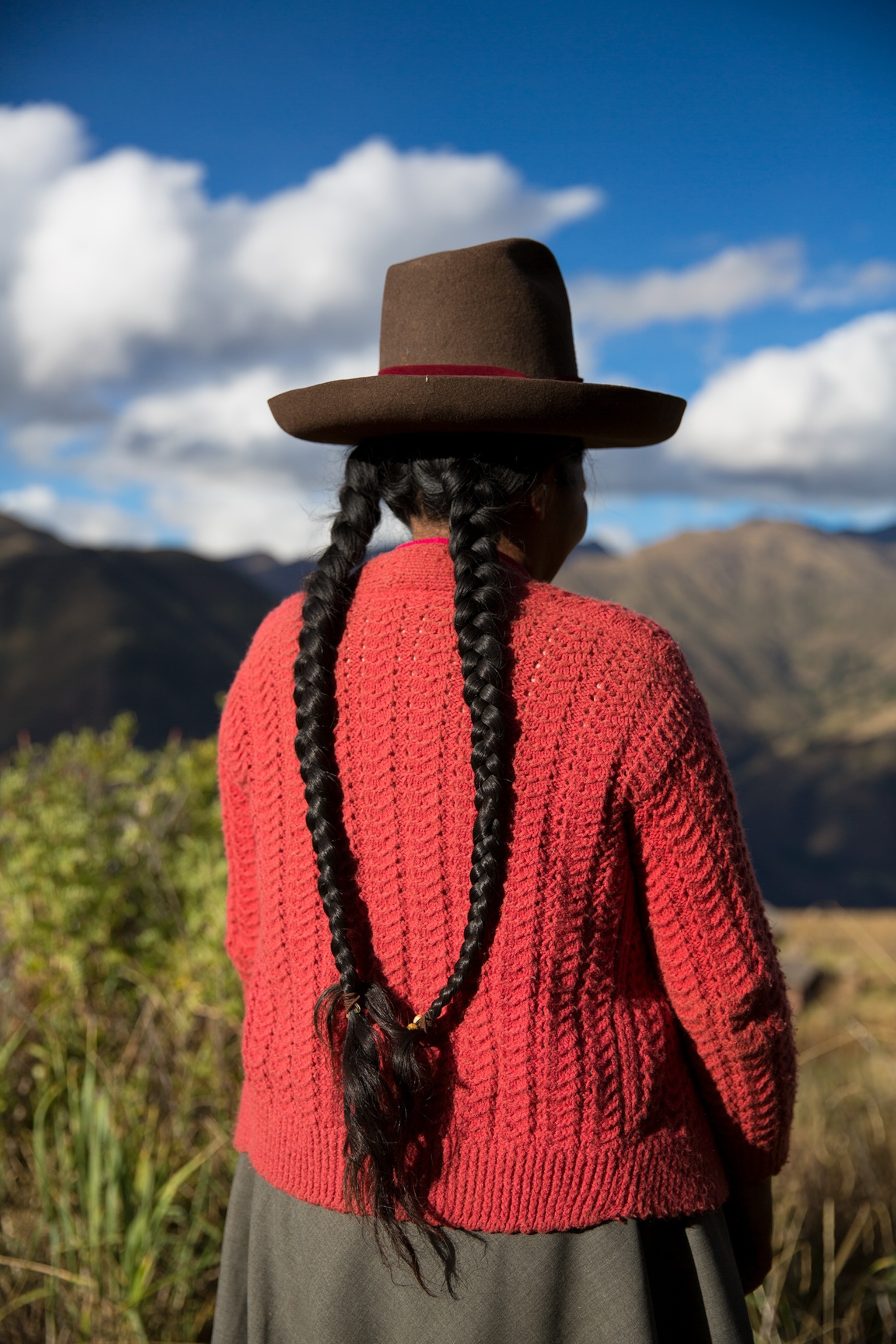 female porters in Peru