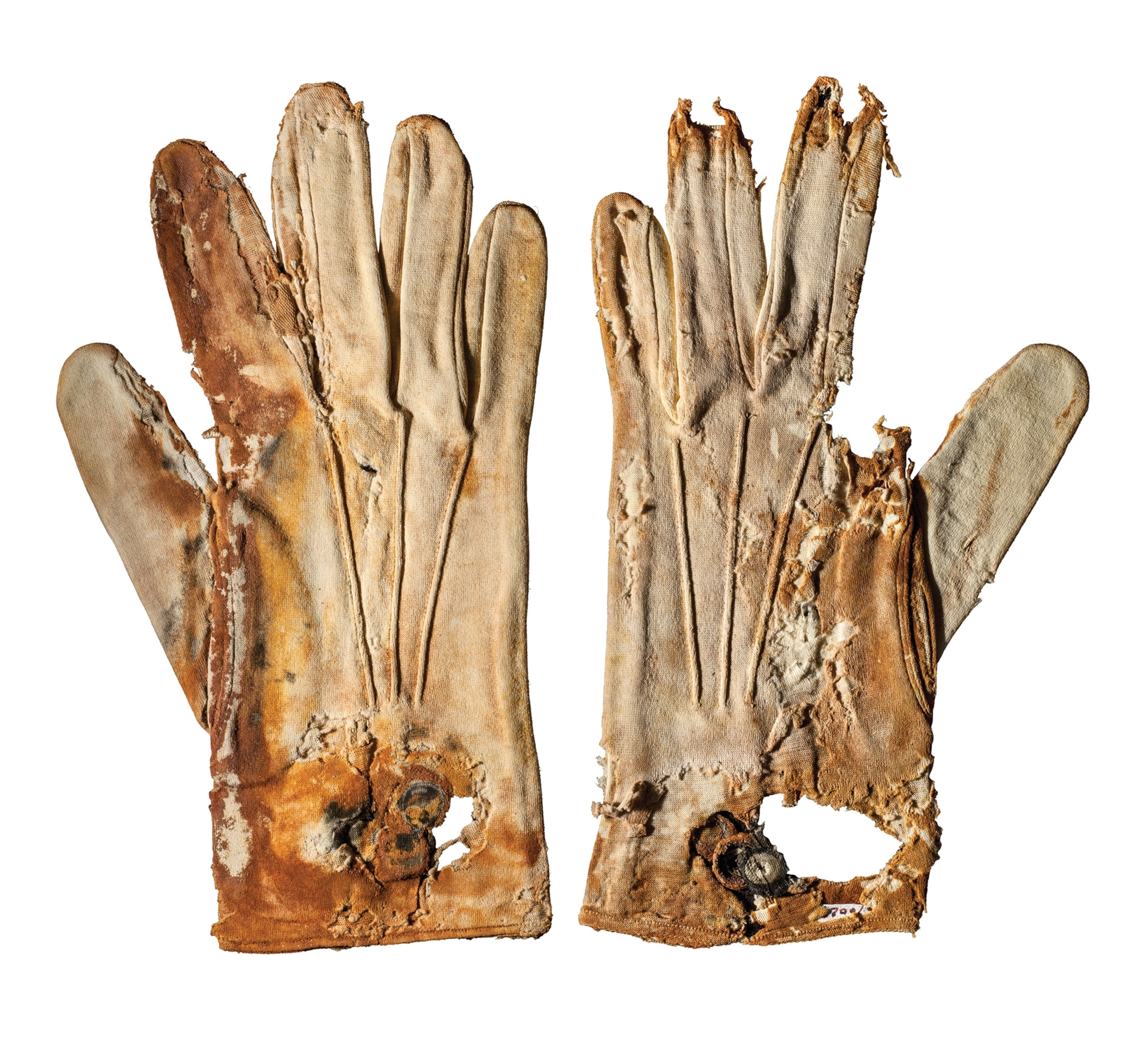 A pair of men’s gloves found at the wreck site