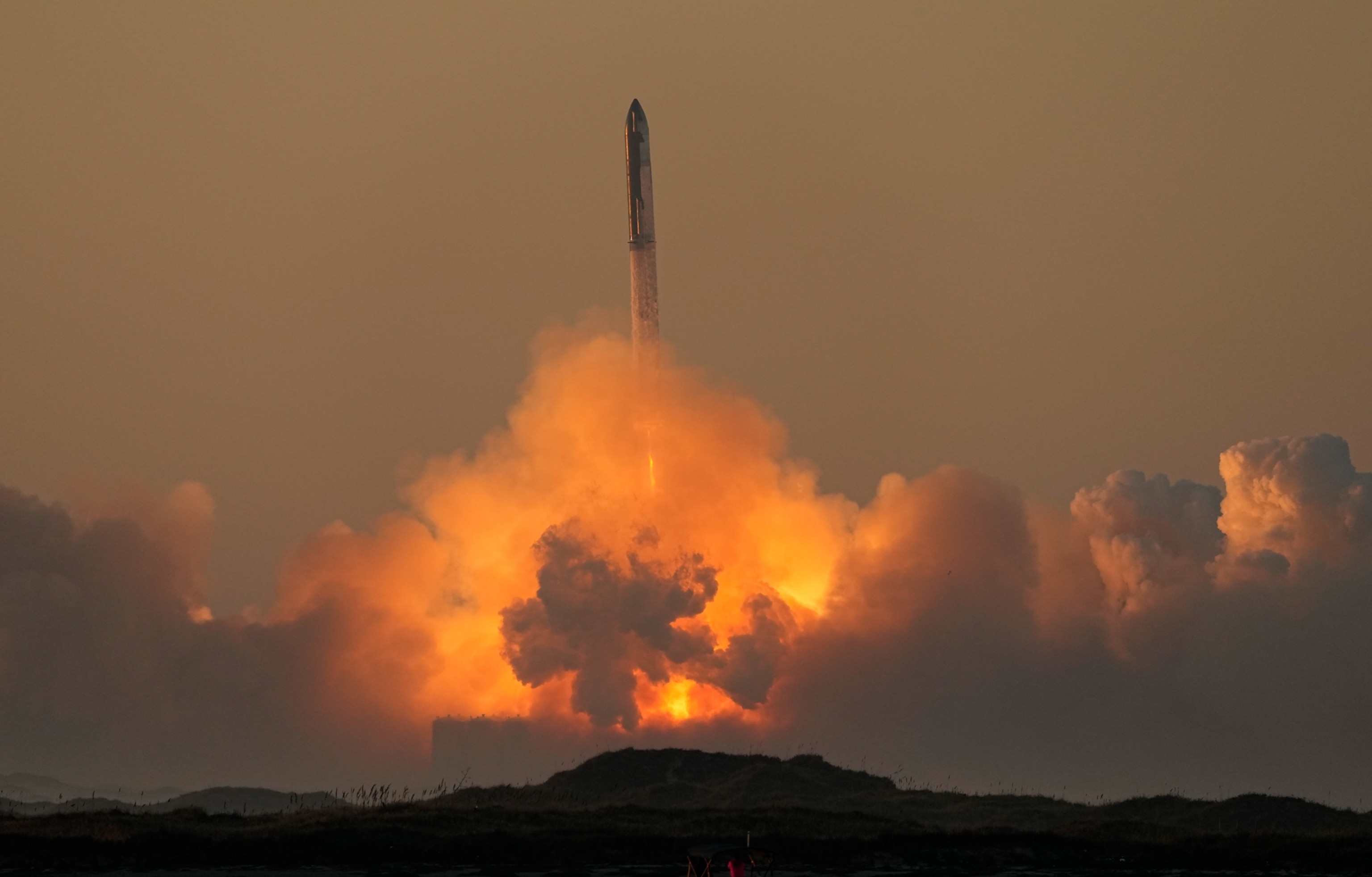 SpaceX's mega rocket Starship launches for a test flight from Starbase in Boca Chica, Texas
