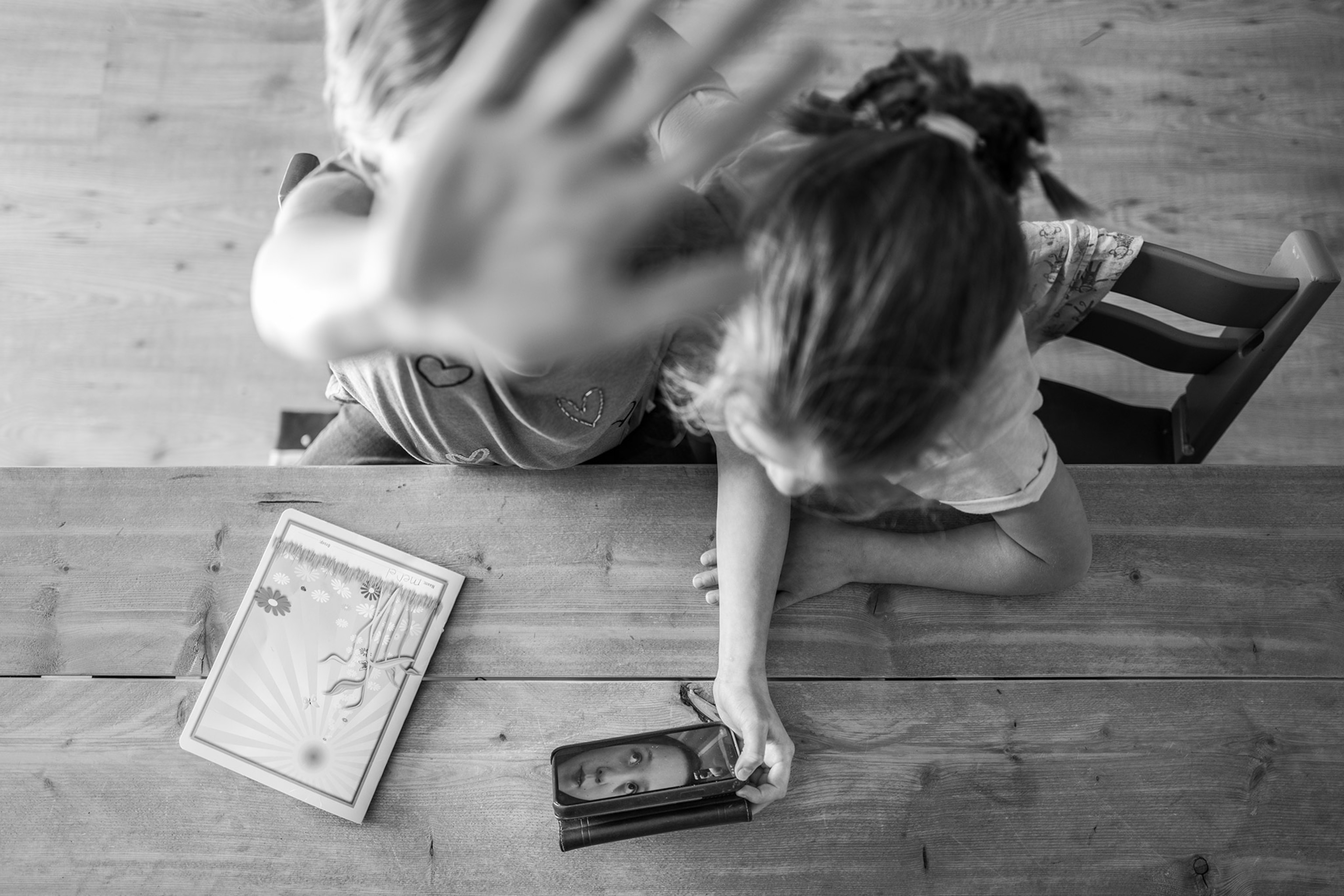 two girls on a video call on a phone