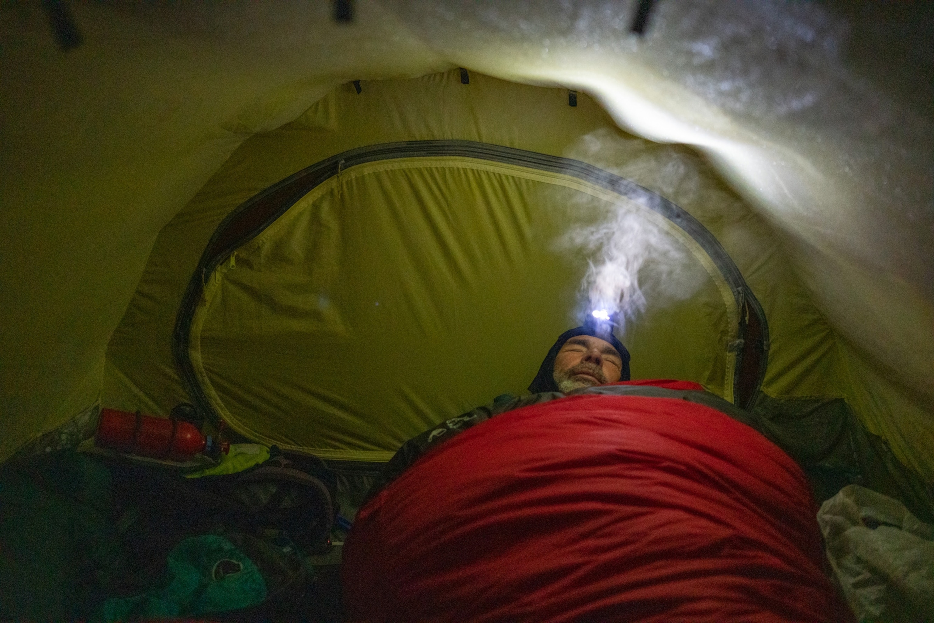 Borge ousland and mike horn ski across the arctic