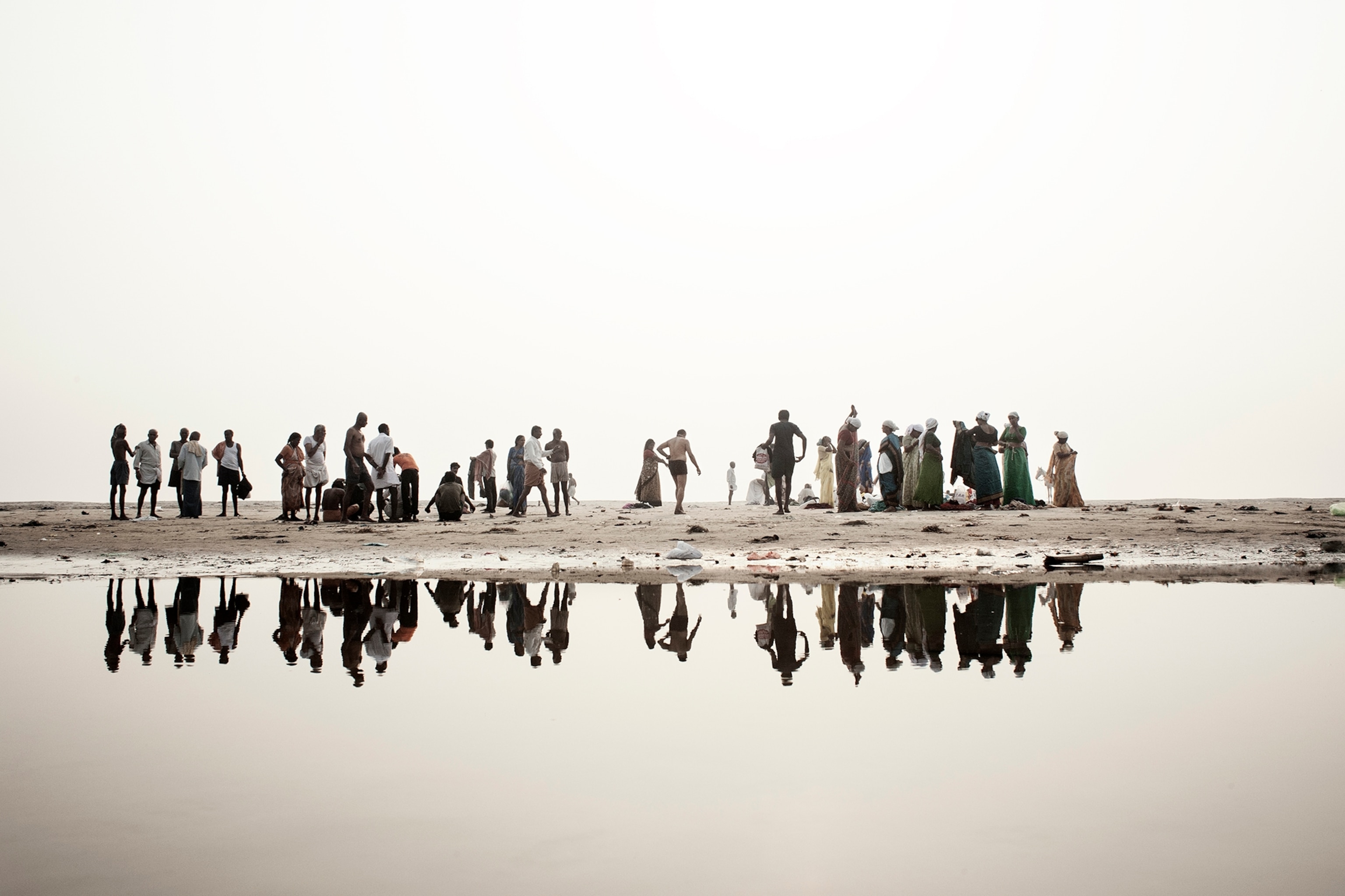 Hindu devotees along the banks of the river Ganges