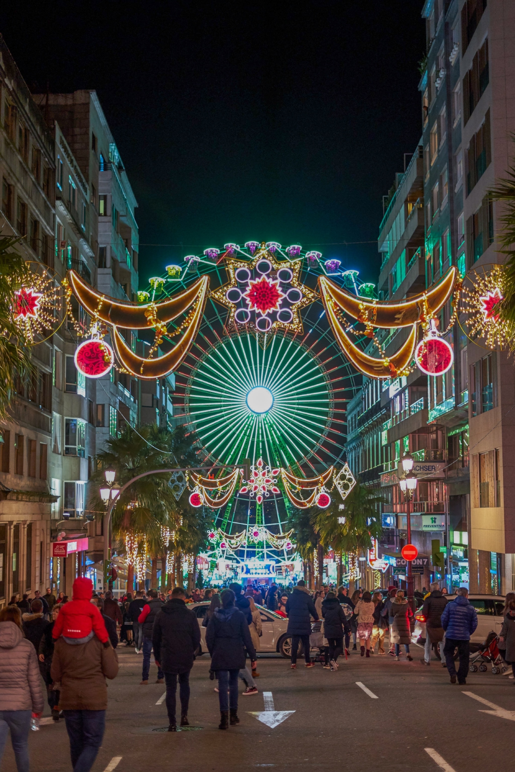 Ferris wheel in the streets of Vigo in Christmas
