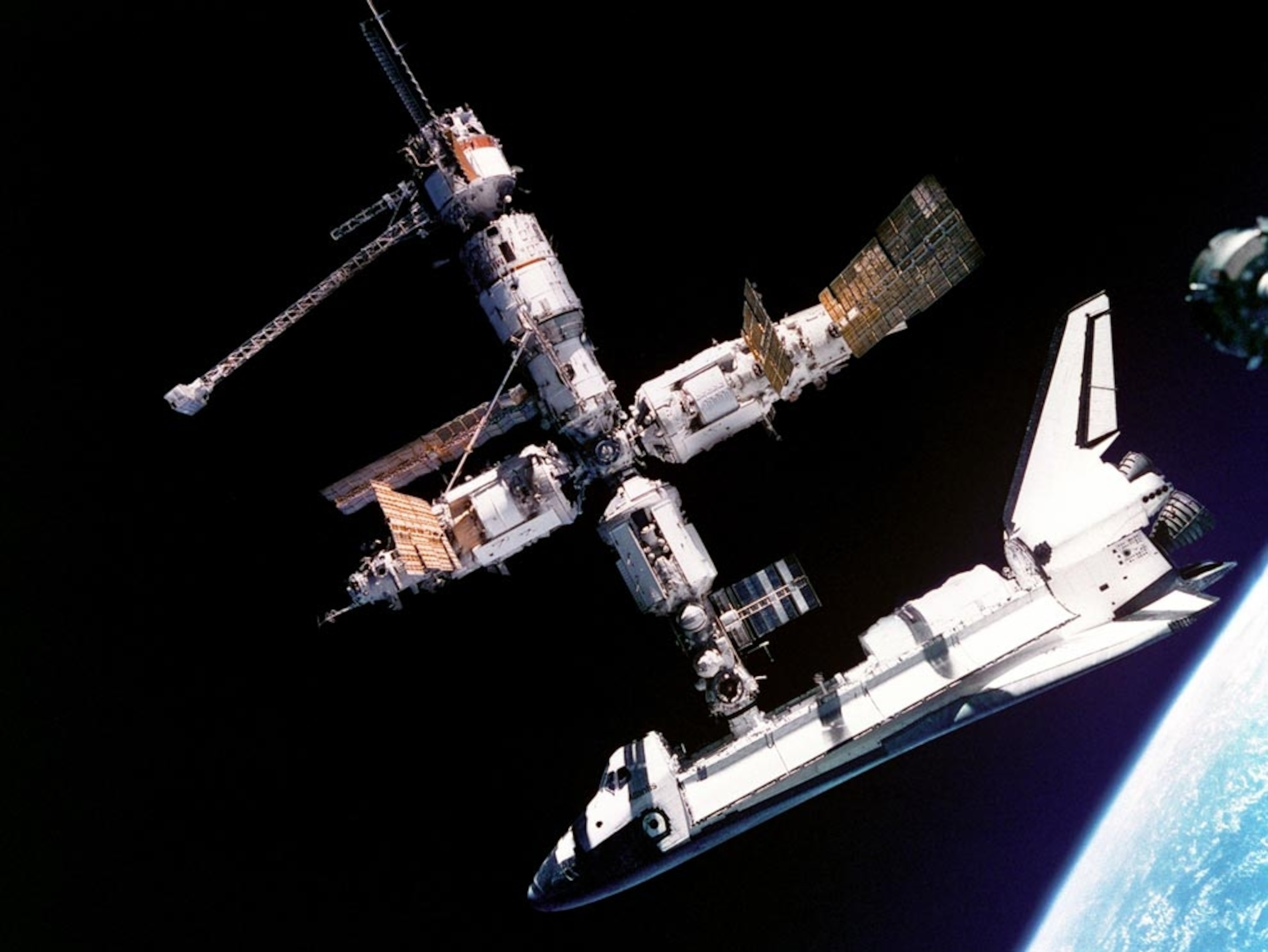 shuttle docked at Mir space station