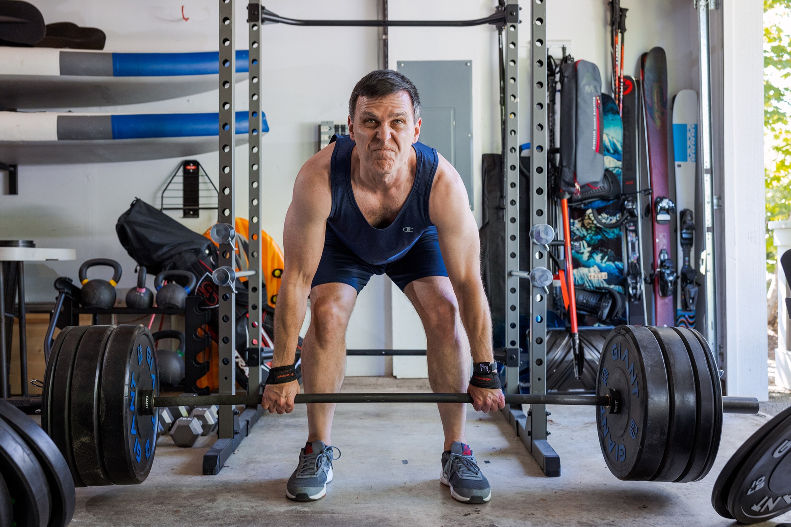 Man lifting weights