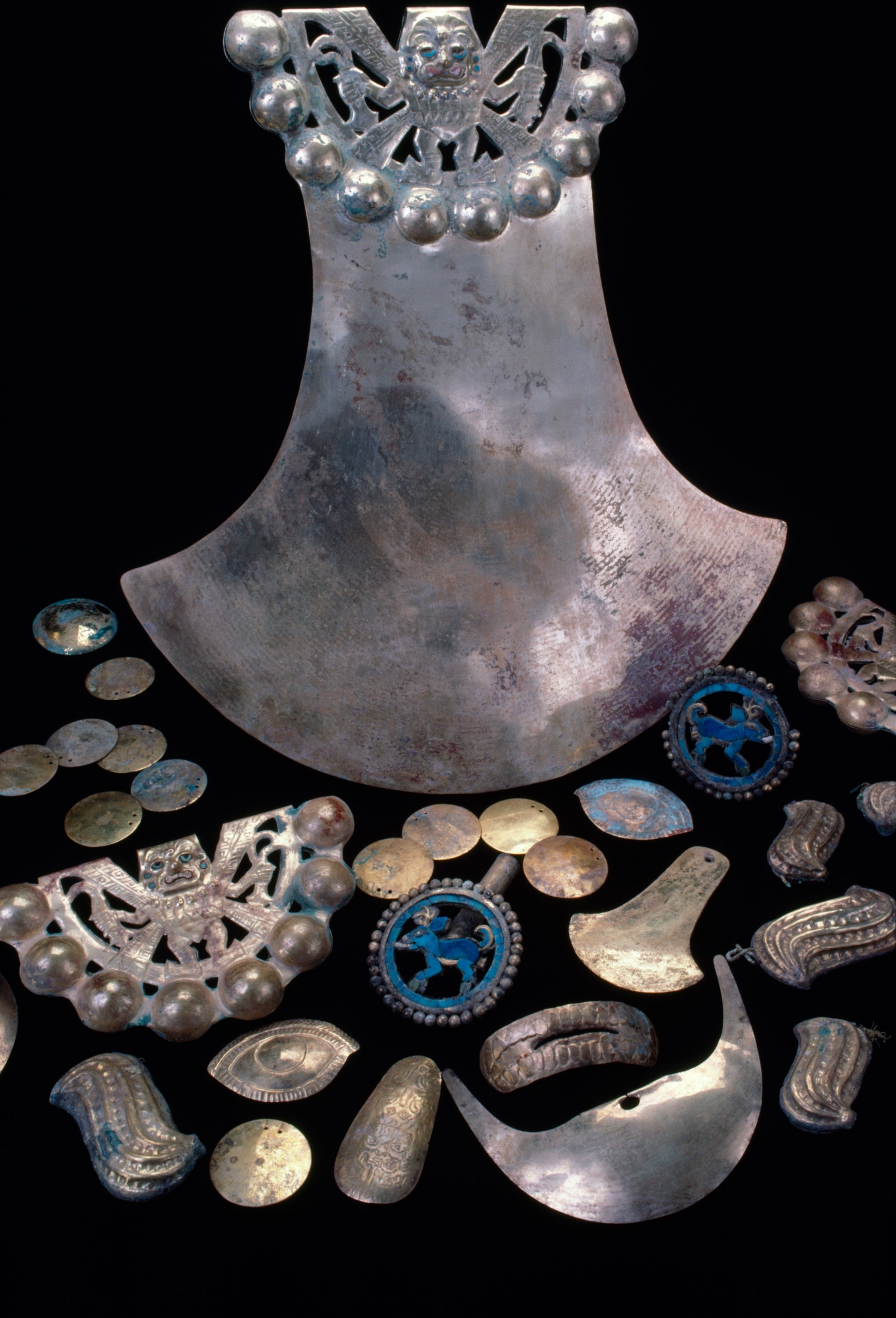 an array of gold objects found in the tomb of a Moche warrior-priest