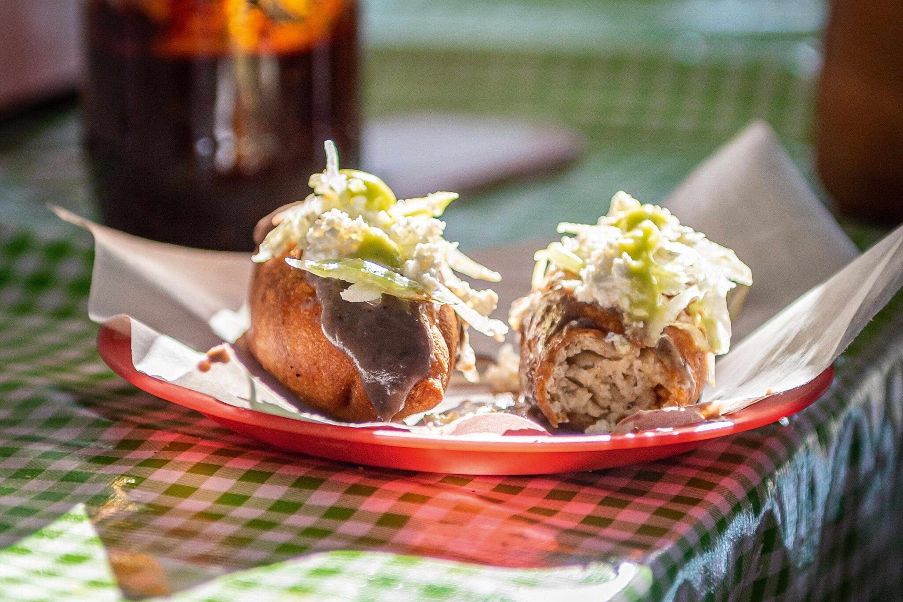 Other popular antojitos include molote — corn dough parcels stuffed with ingredients such as potatoes and chorizo, and sometimes topped with refried beans, crunchy vegetables or avocados and sprinkled with cheese.