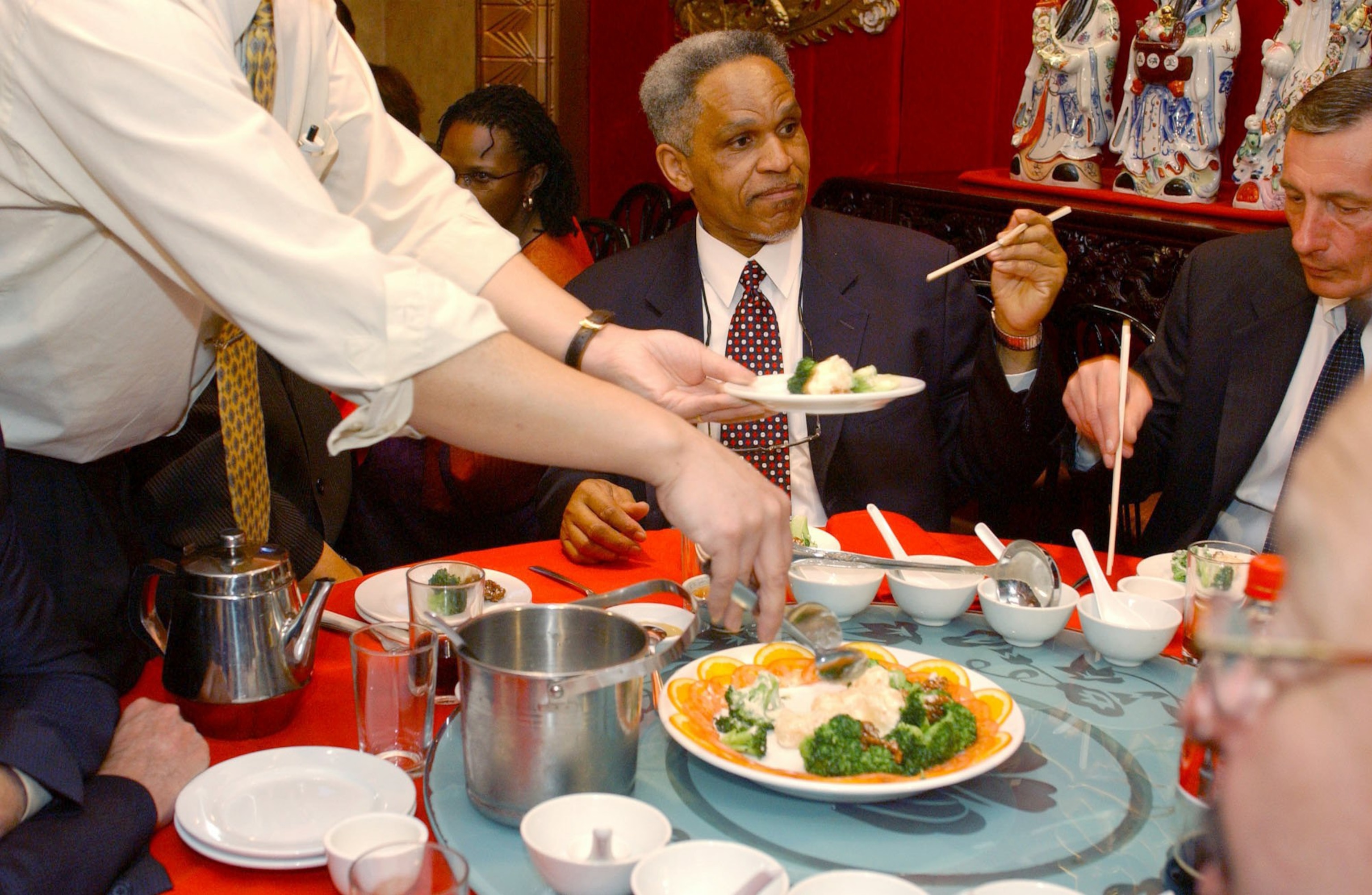 mayor eating at a restaurant