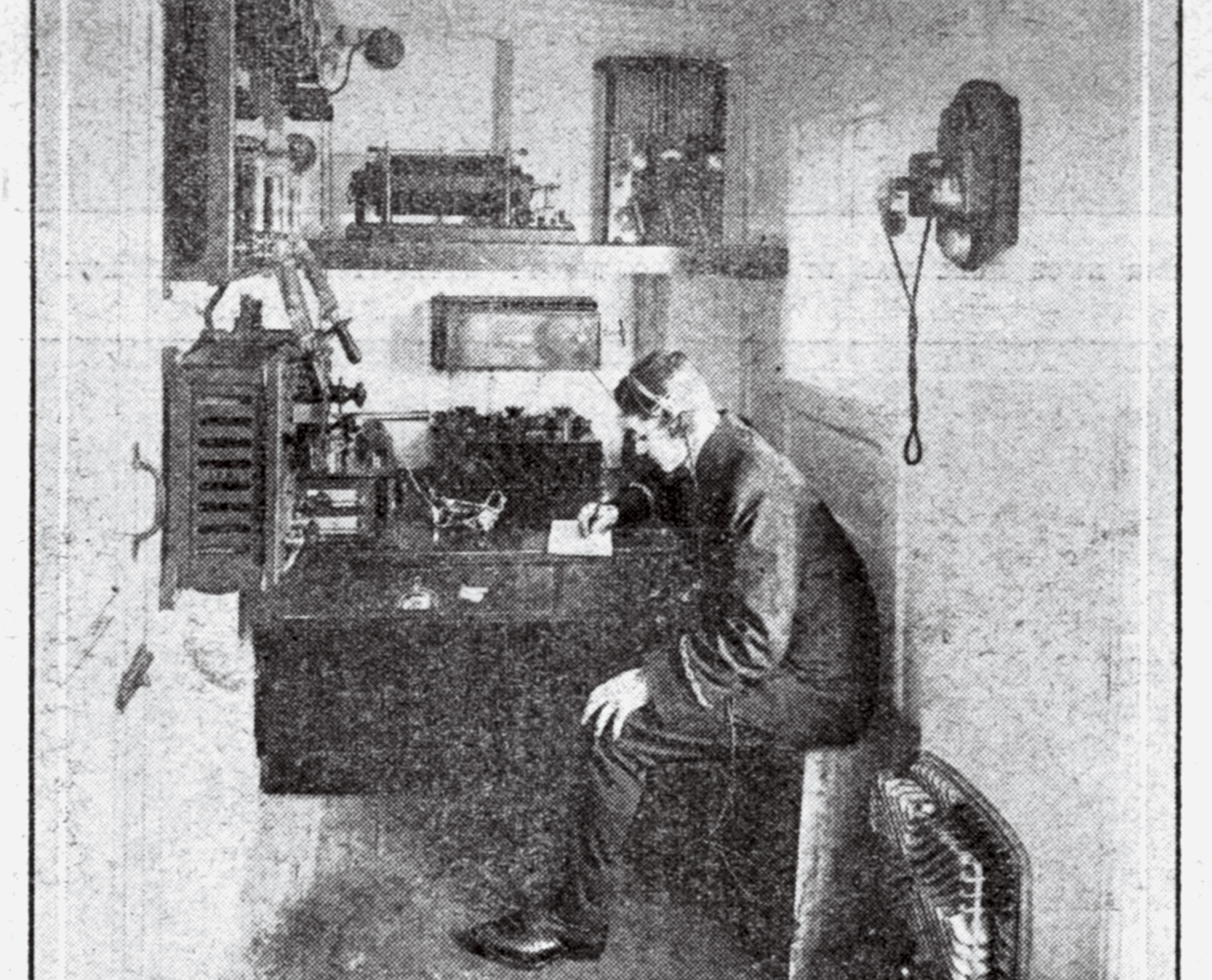 This image depicts a typical wireless telegraph cabin on a transatlantic ocean liner.