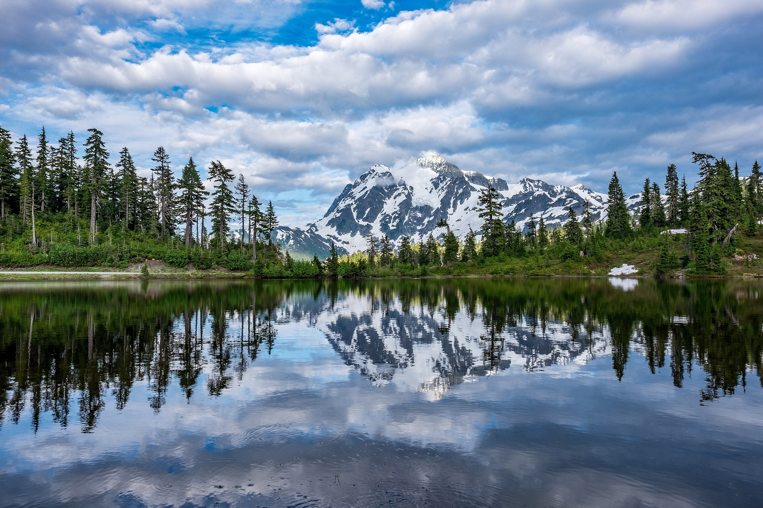 Picture Lake and Mount Shuksan in North Cascades National Park, Washington