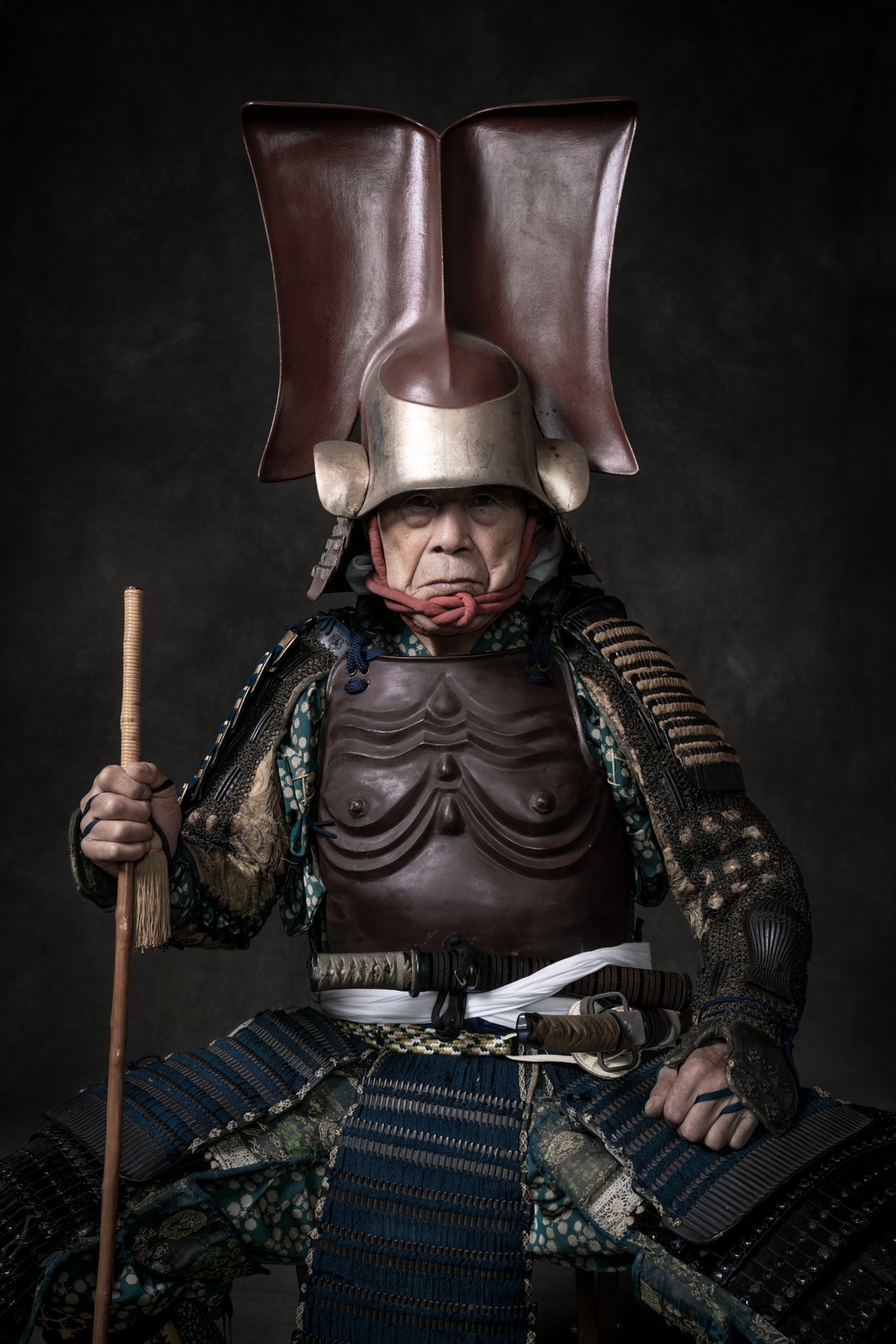 Picture of samurai in Gunja costume.