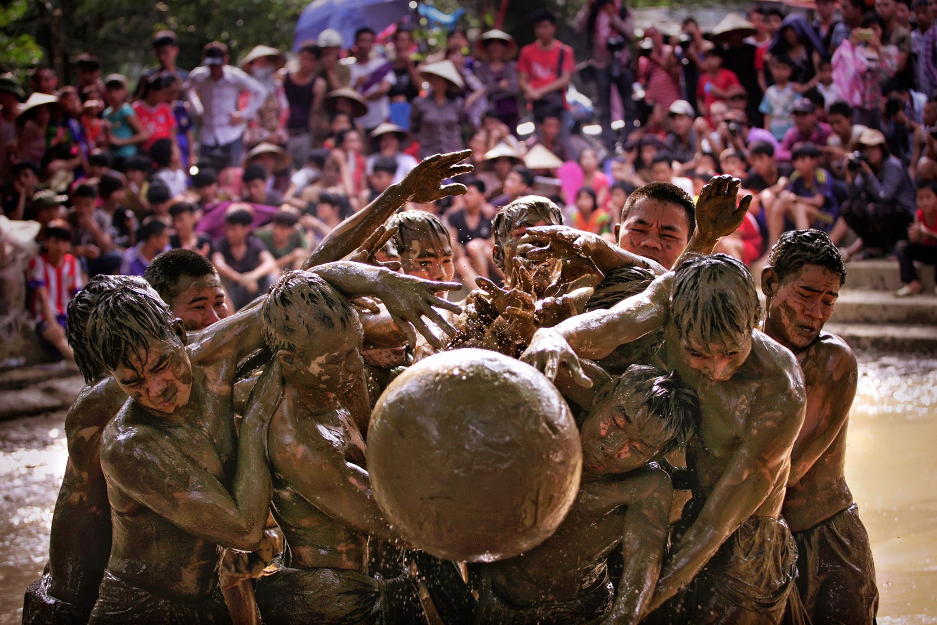 mud wrestling