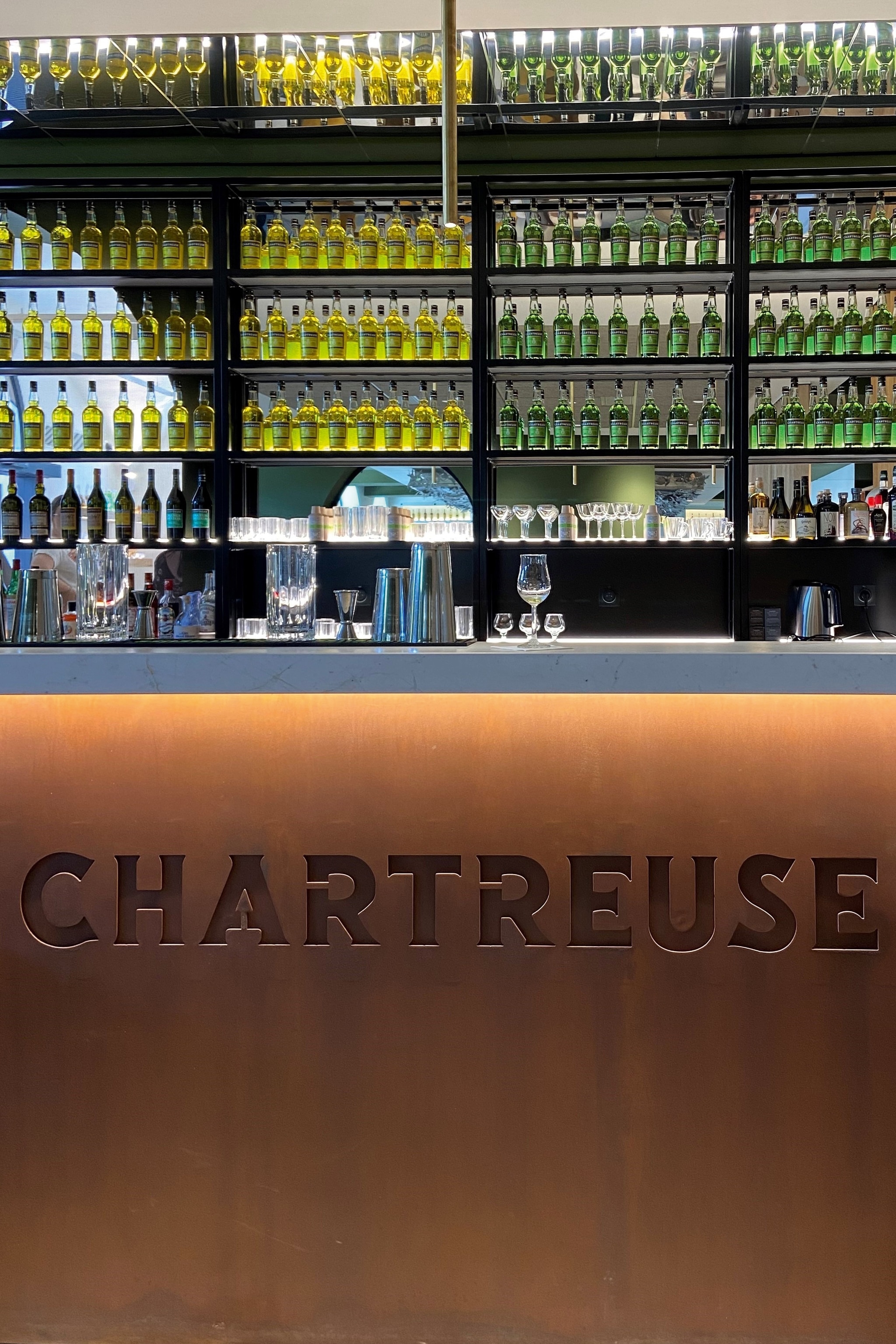 chartreuse bar