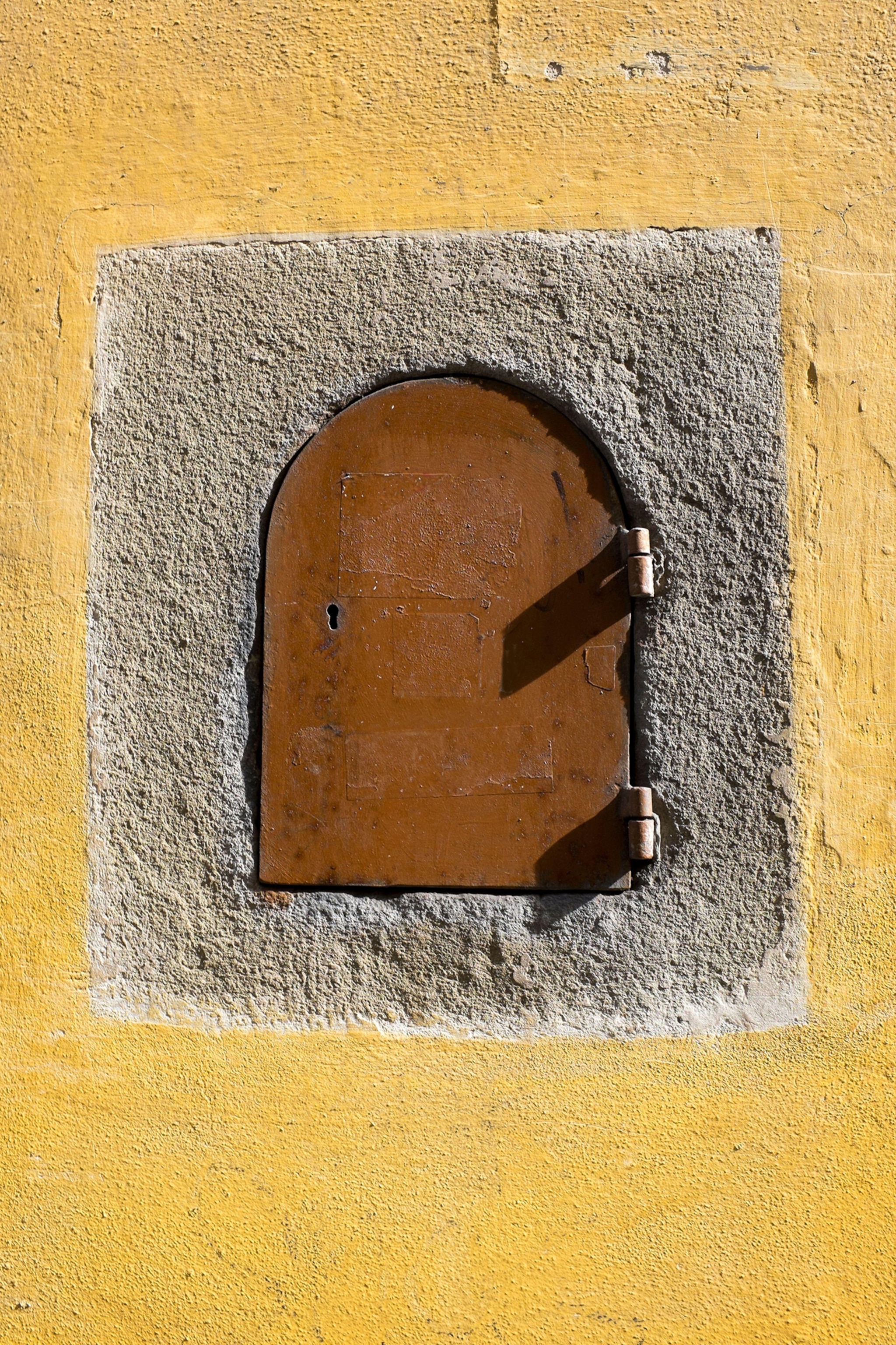 Historic Old Wine Window or 'Buchetta Del Vino' Florence Italy.