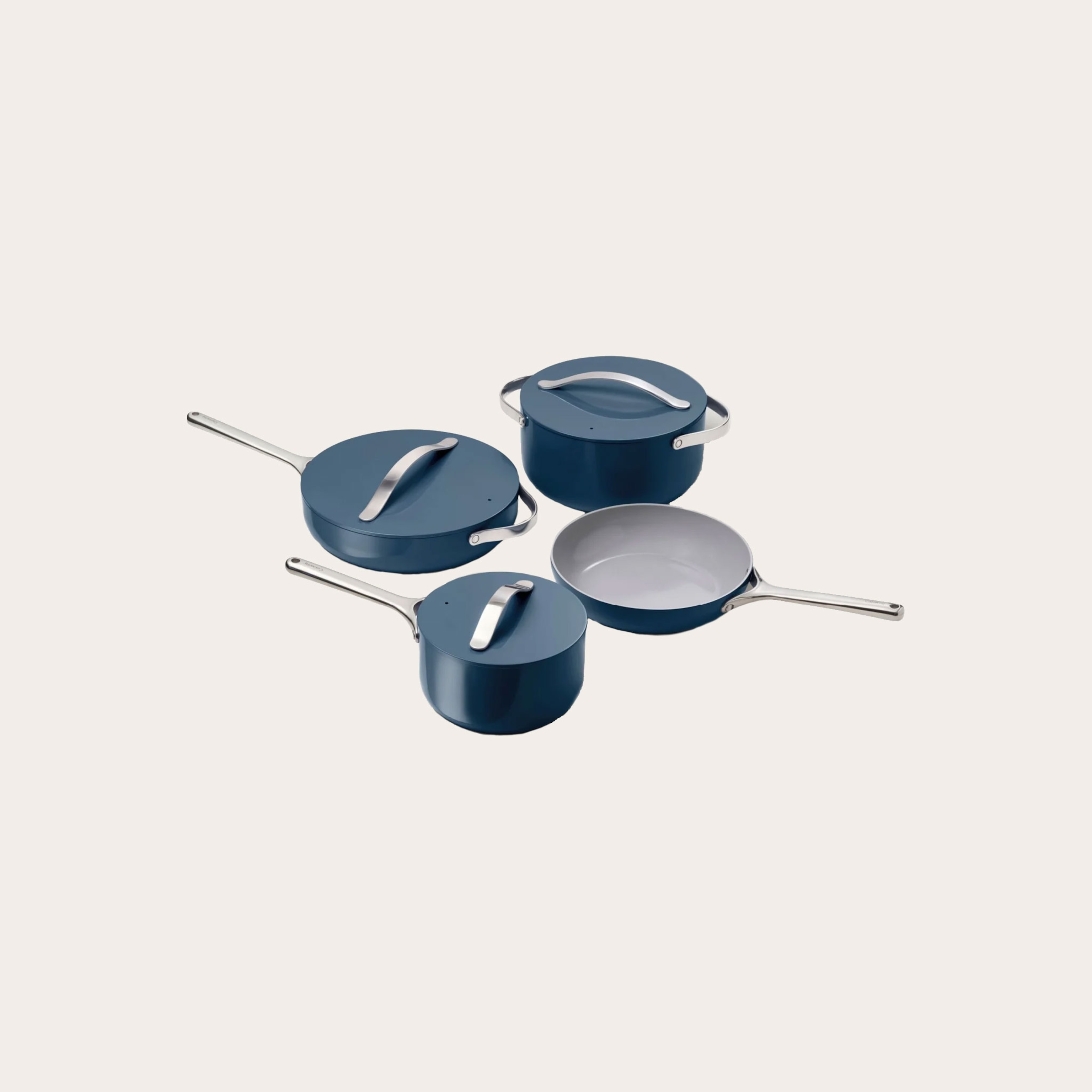 An image of a cooking set.