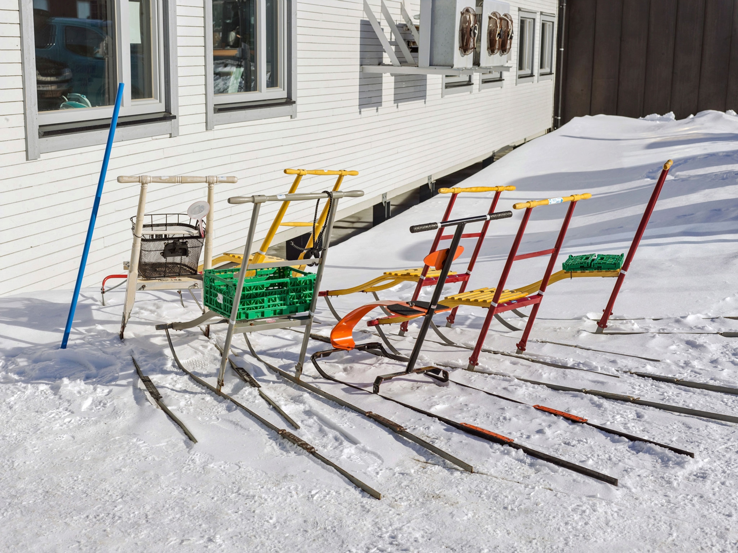 sledges.