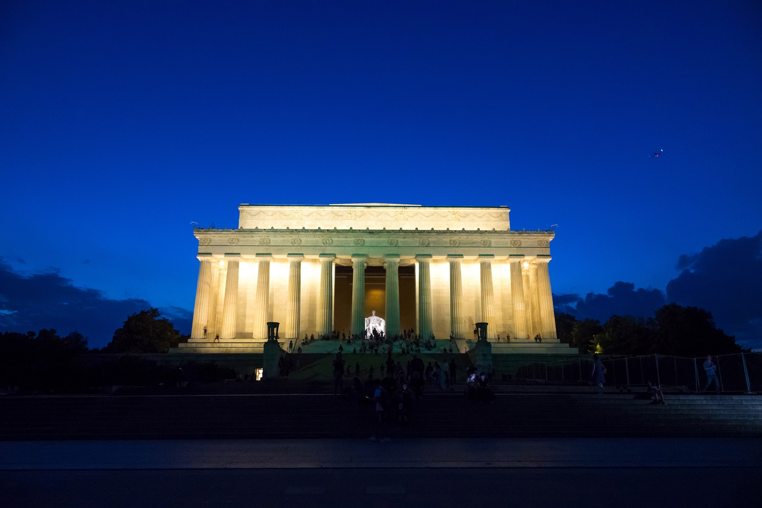 the Lincoln Memorial at blue hour in Washington, DC