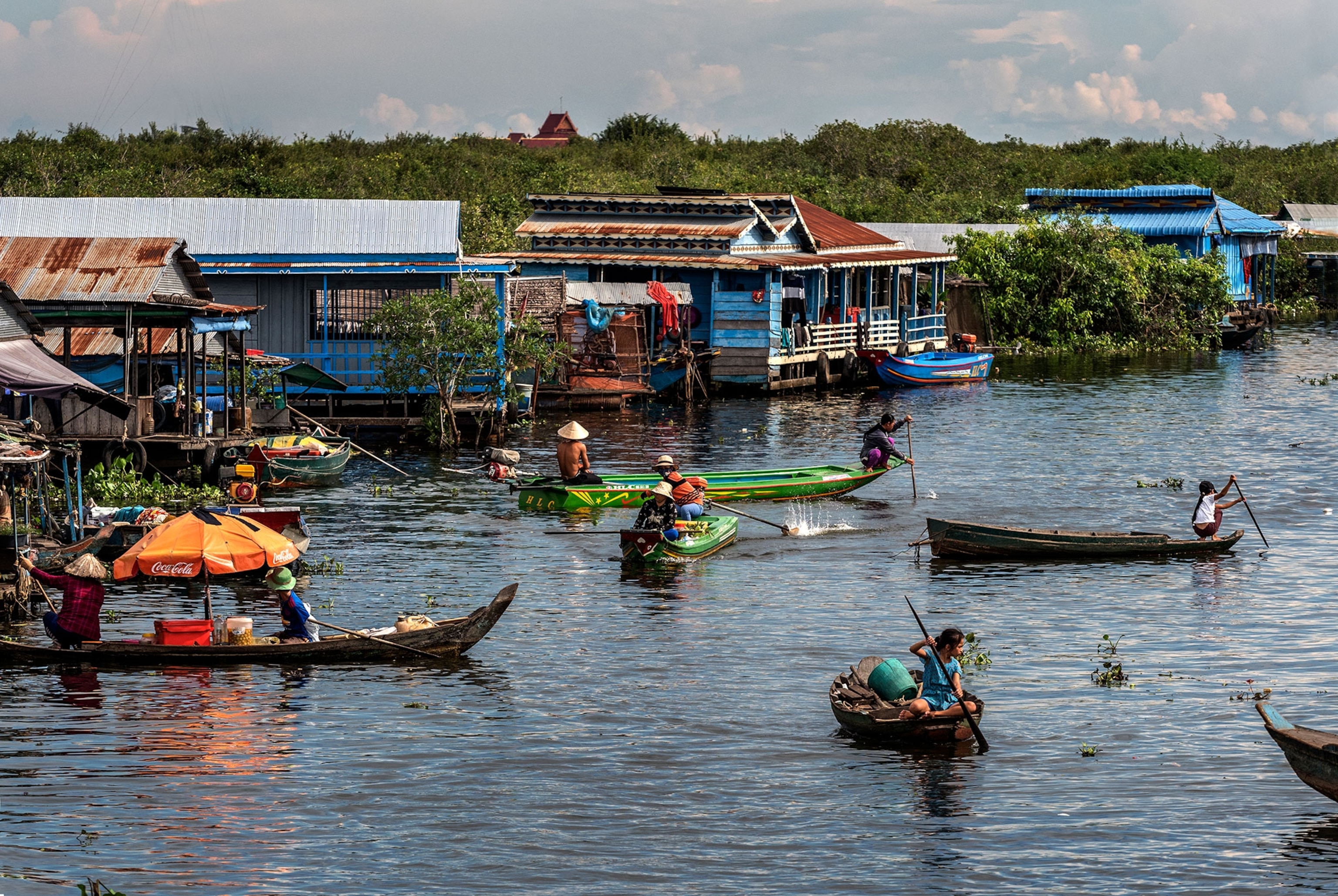 the floating village on the Tonie sap lake