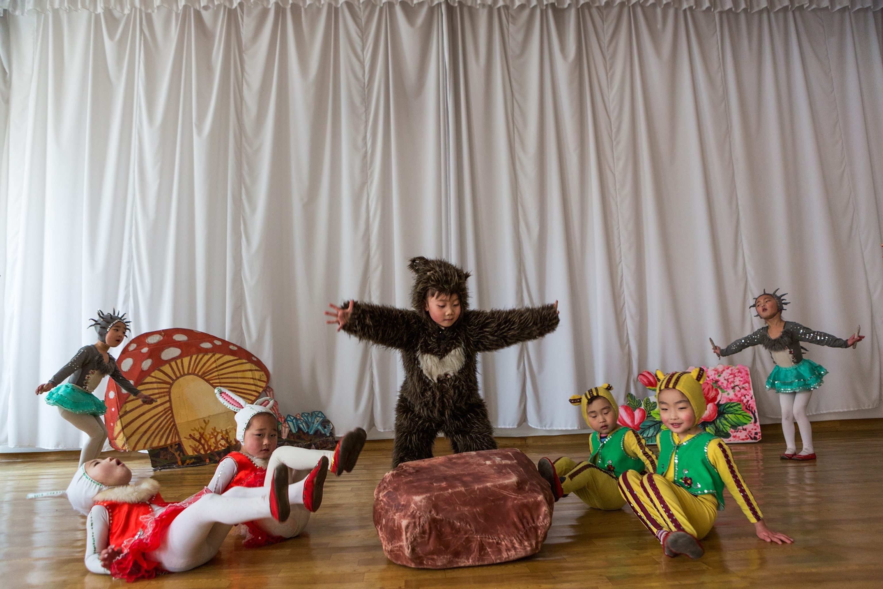 children on stage