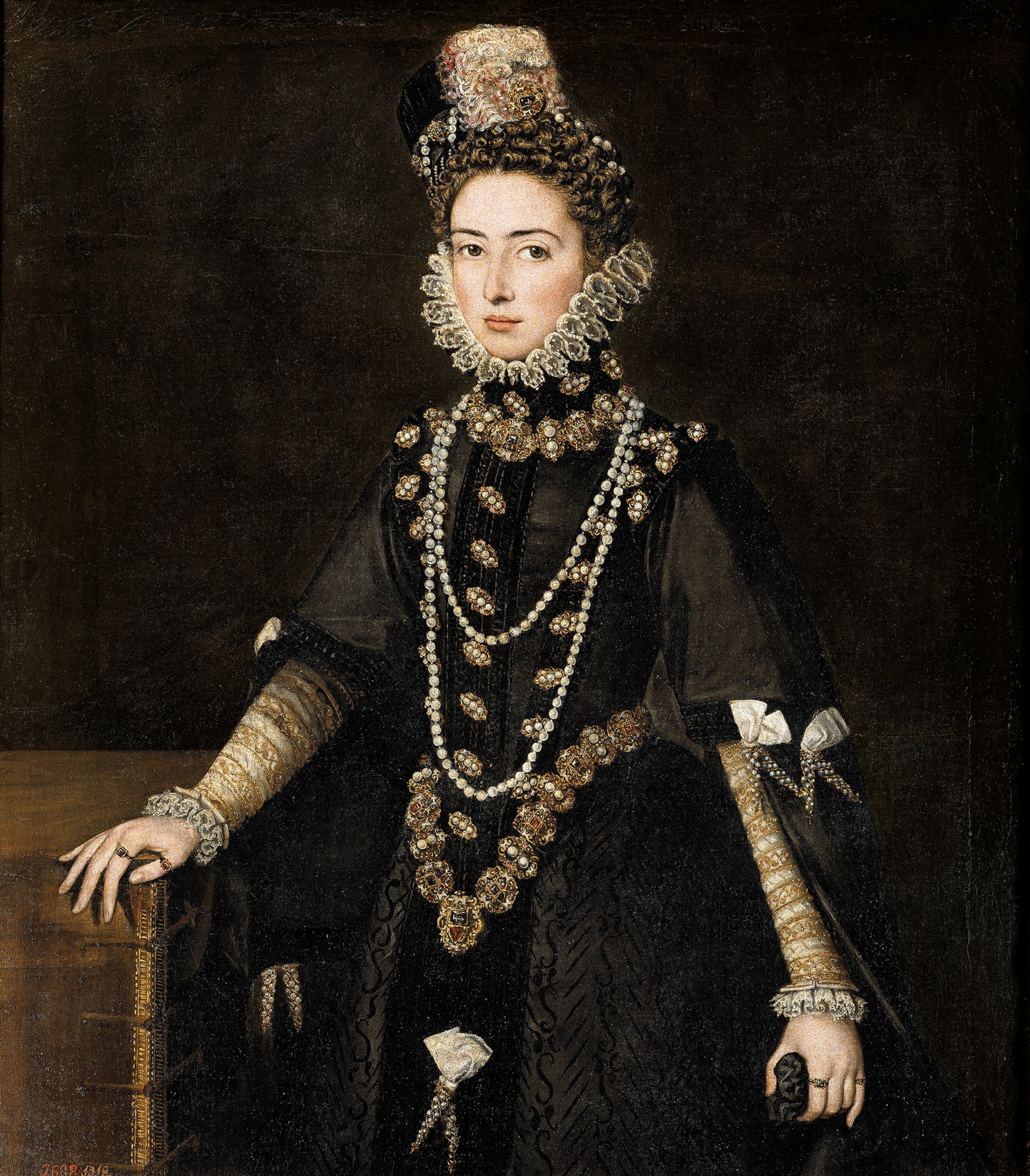 The Infanta Catalina Micaela is portrayed in an 1854 painting attributed Sofonsiba Anguissola and Alonso Sánchez Coello. Prado Museum, Madrid