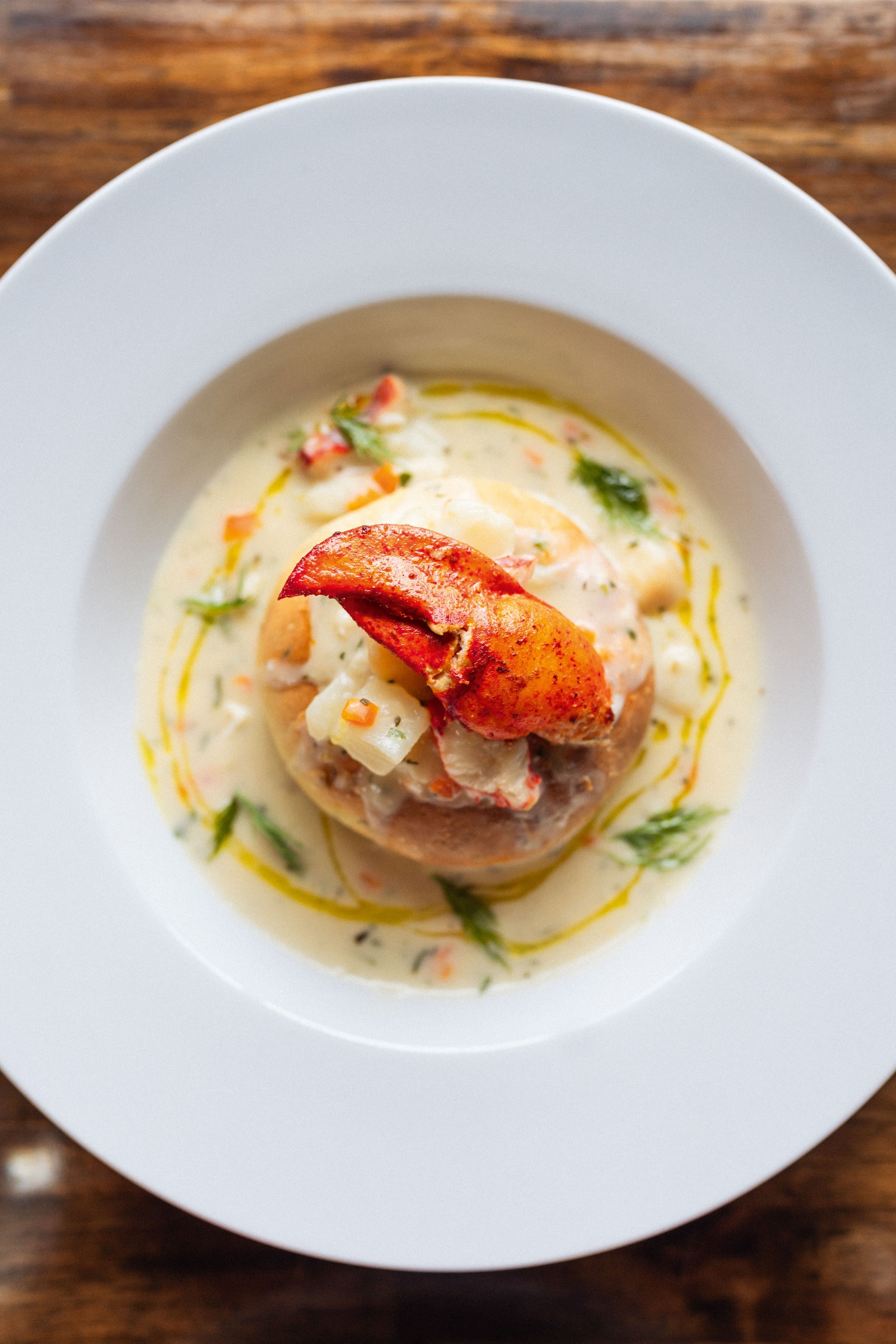 plate of lobster chowder
