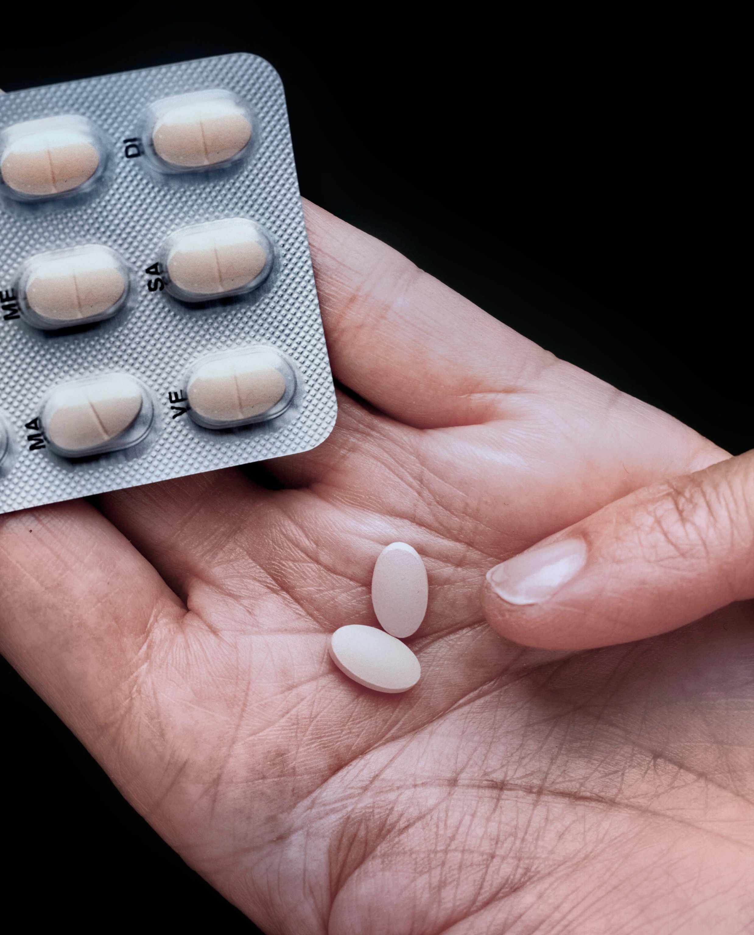 20mg tablets of Simvastatin, used for lowering cholesterol levels
