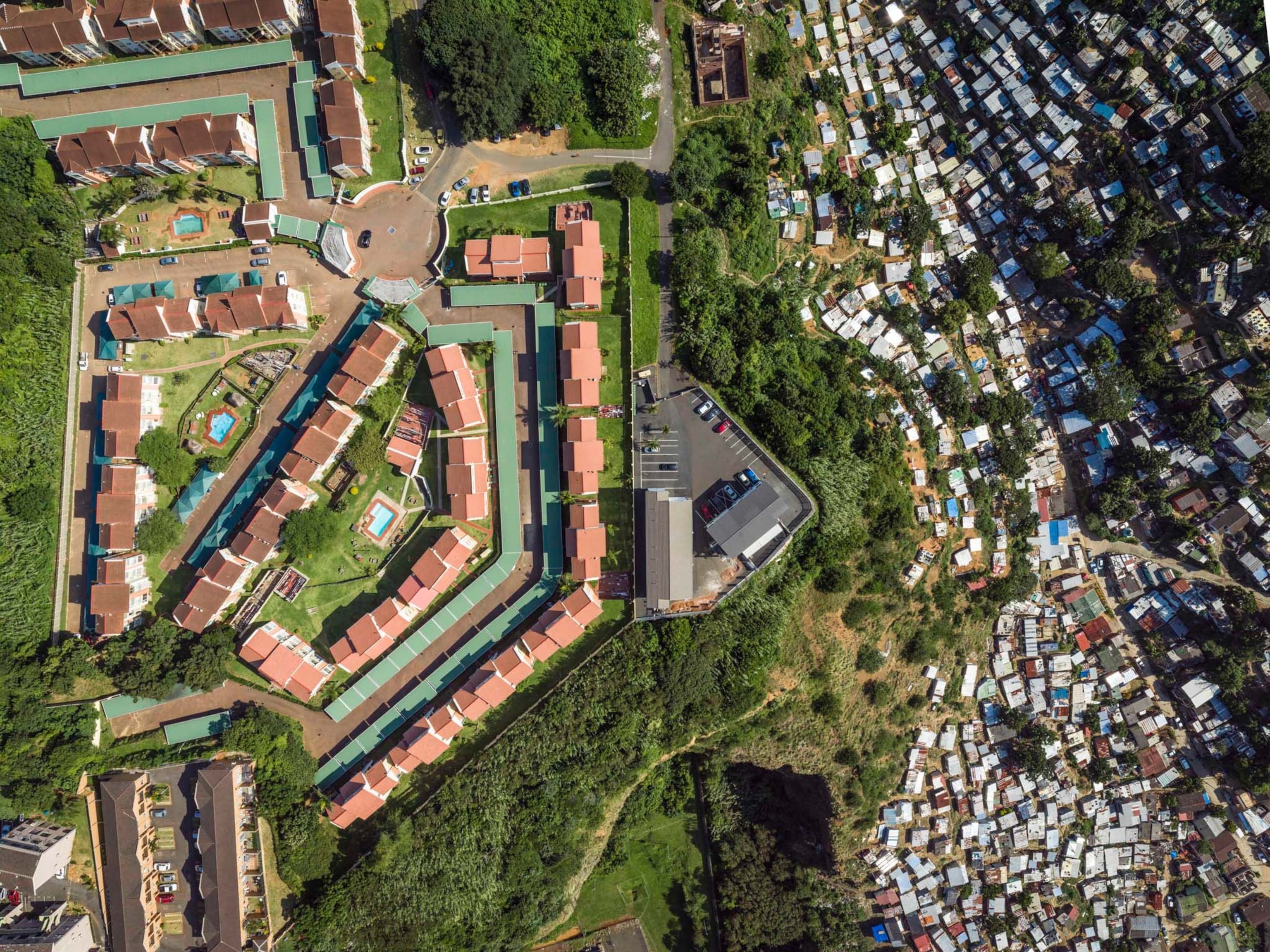 Photograph from above shows income inequity