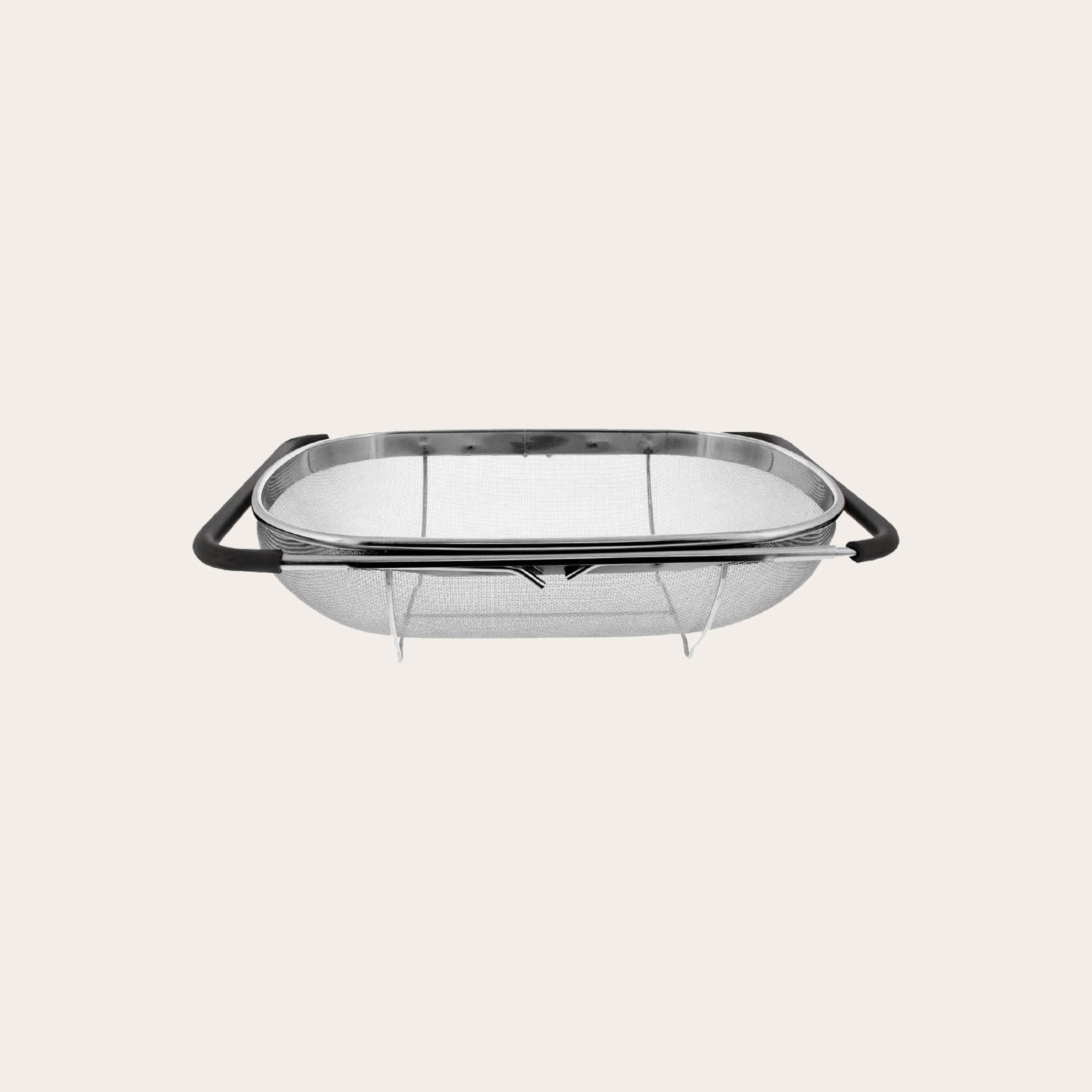An image of a colander.