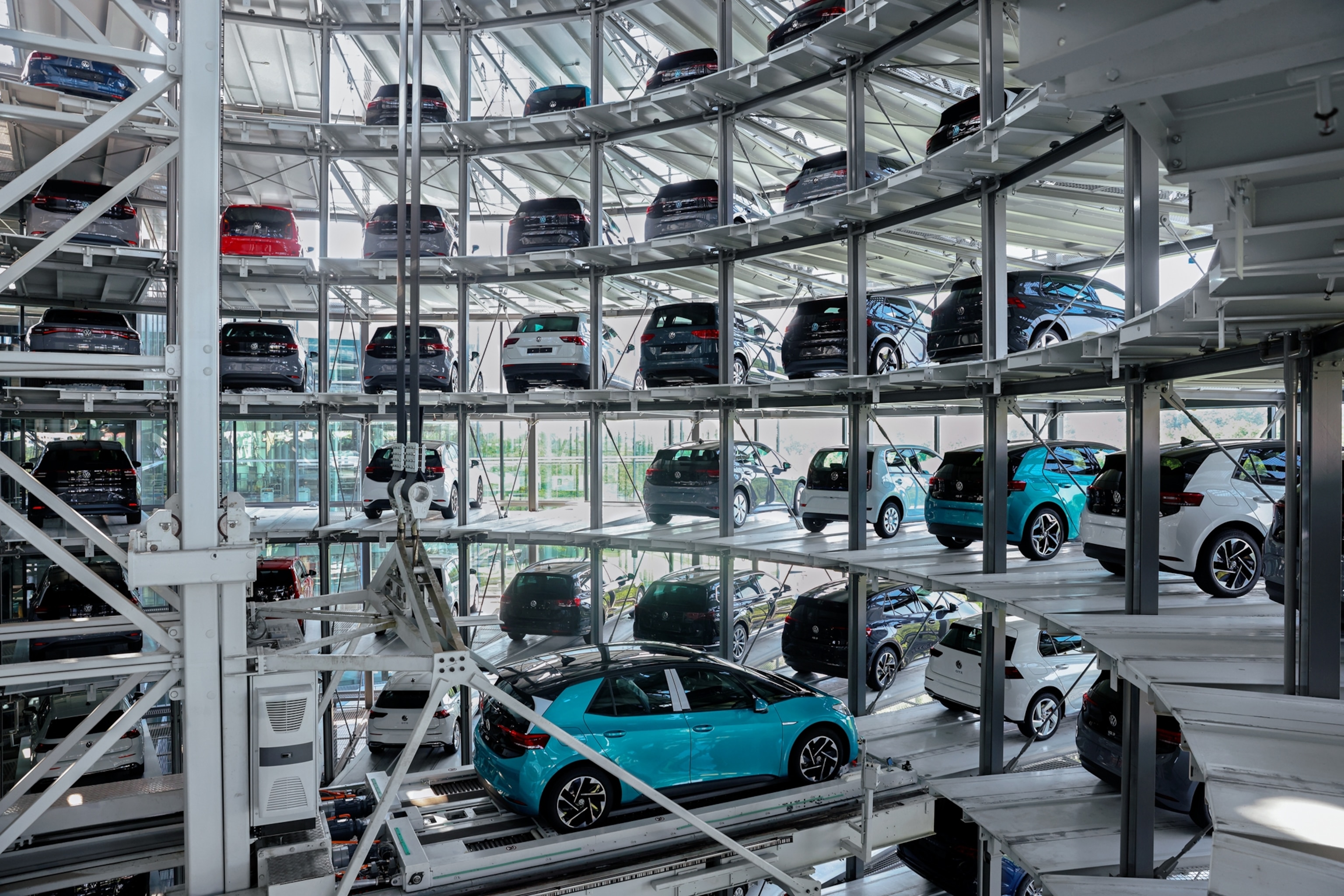 Picture of electric cars stand in the storage tower.