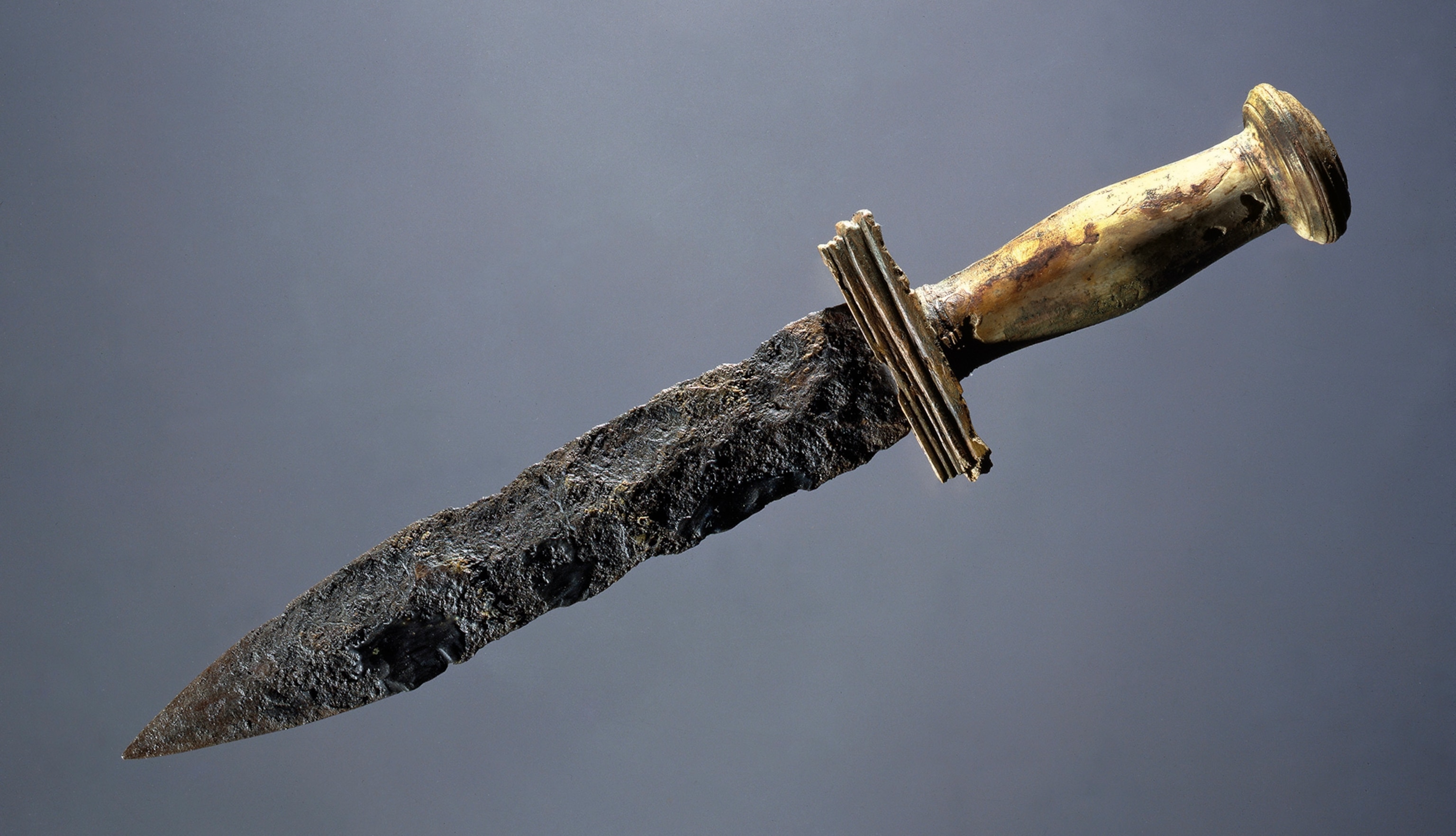 The daggers that slew Caesar were compact blades and ideal for hand-to-hand fighting, like the one found in a gladiators’ barracks in Pompeii.