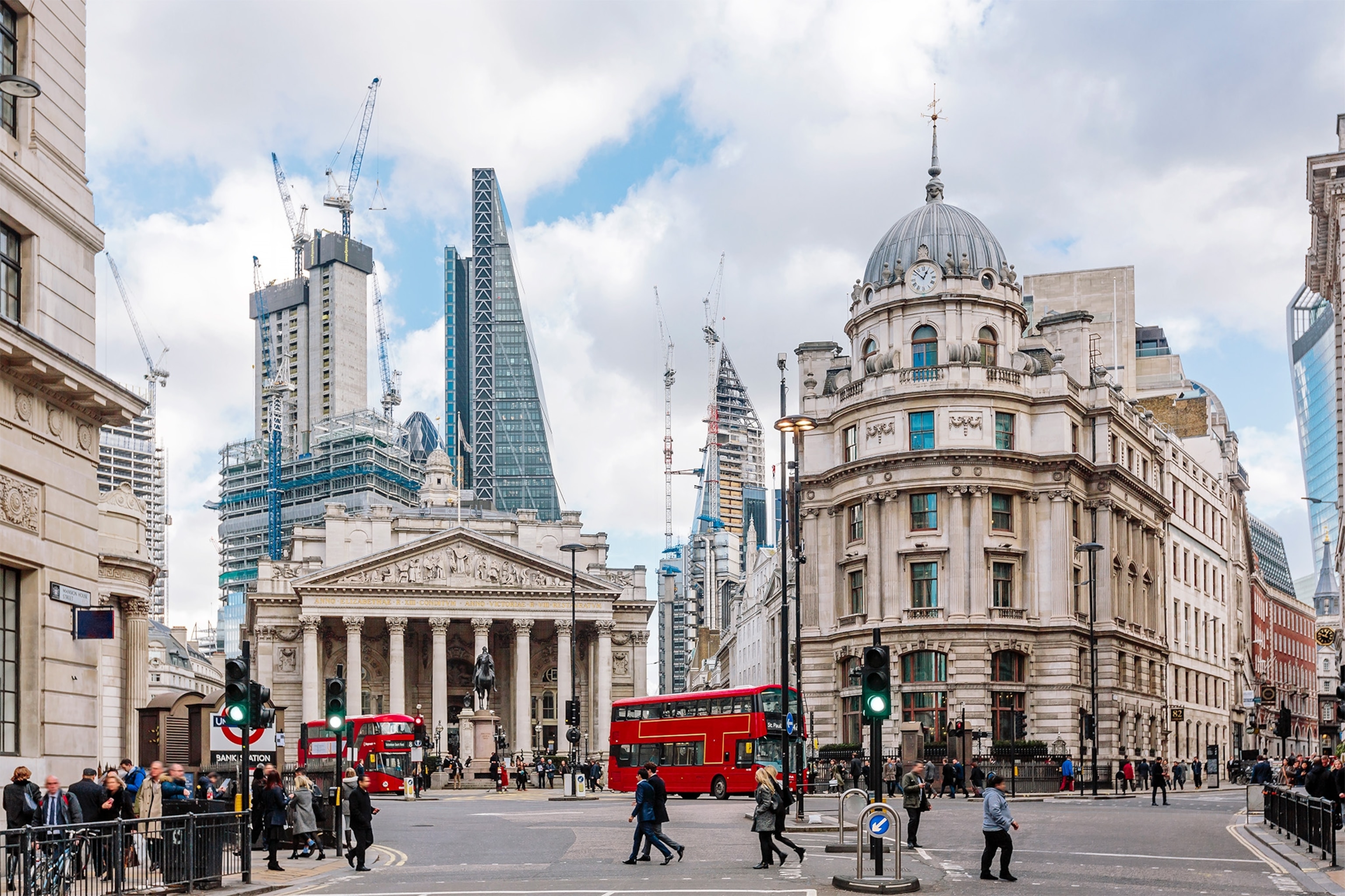a view of a street in london
