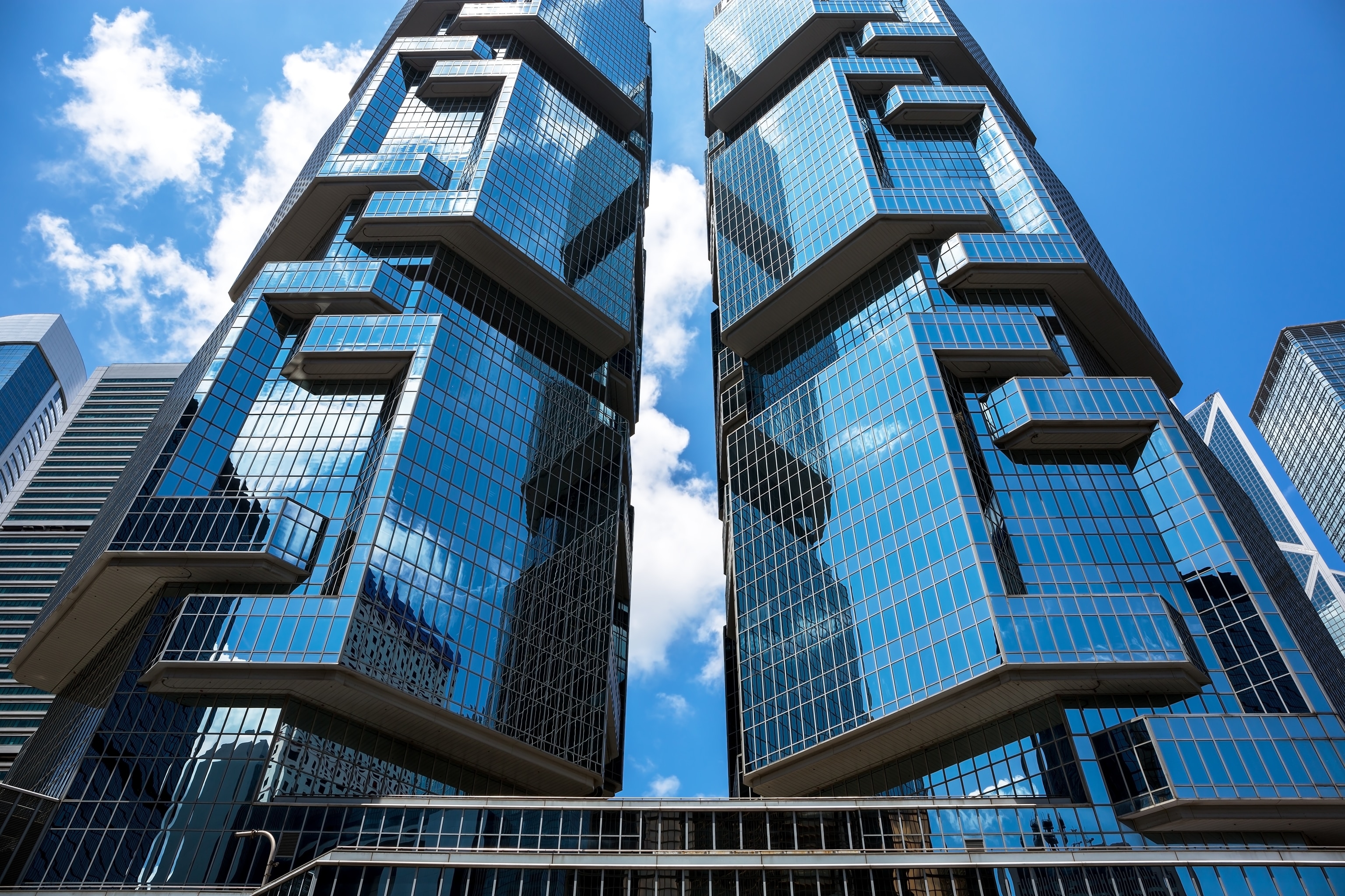 Image of the Lippo Centre in Admiralty, Hong Kong