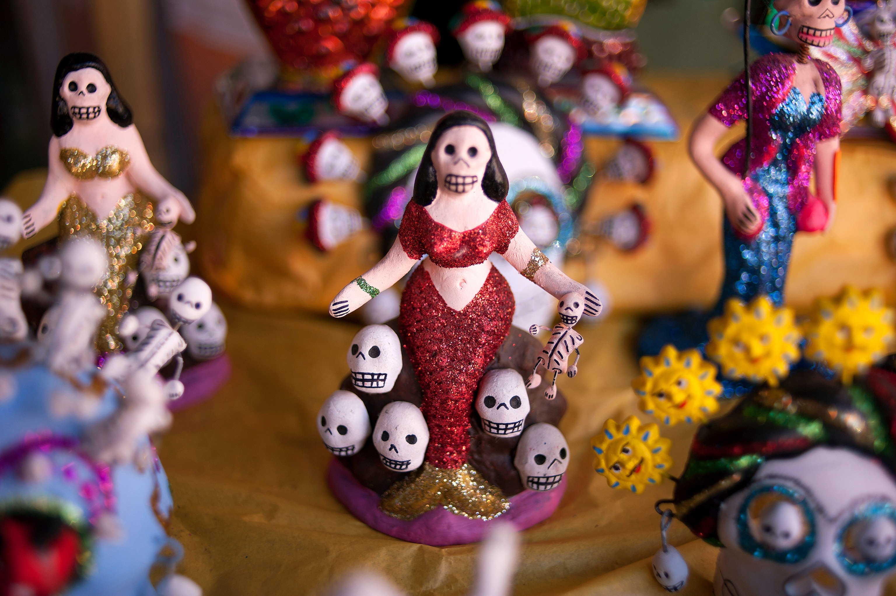 dolls to commemorate Day of the Dead, Mexico