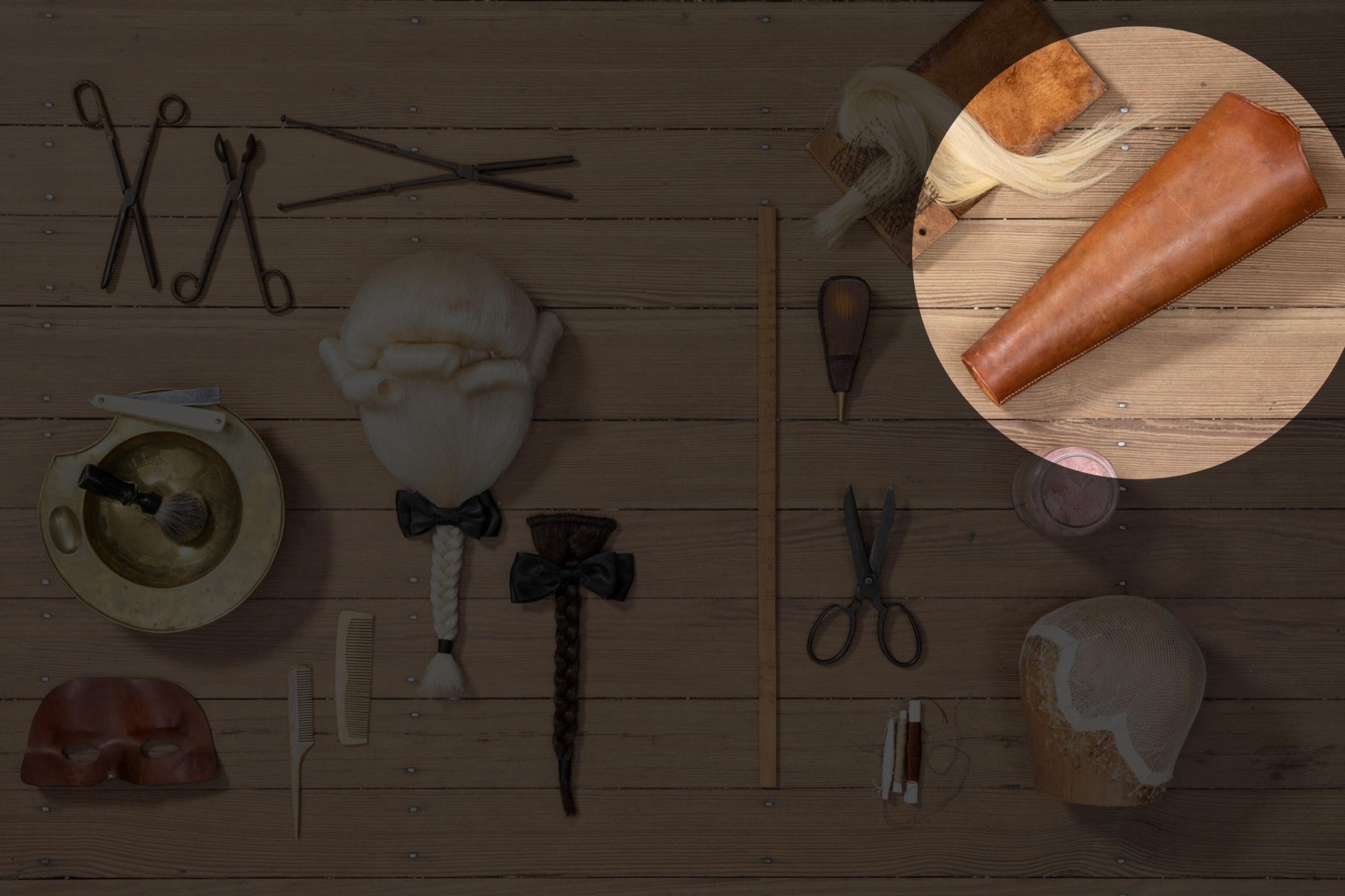 Picture of brown leather cone.