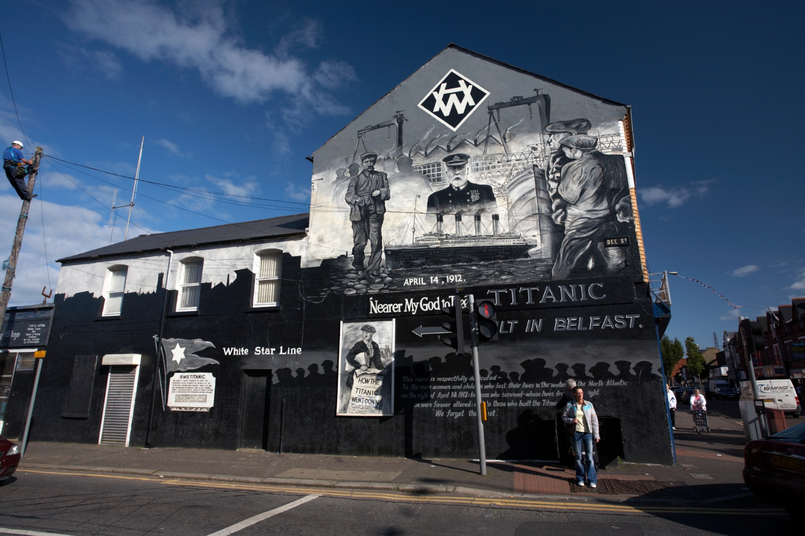 Titanic Wall Mural, Dee Street, East Belfast, Northern Ireland, UK.
