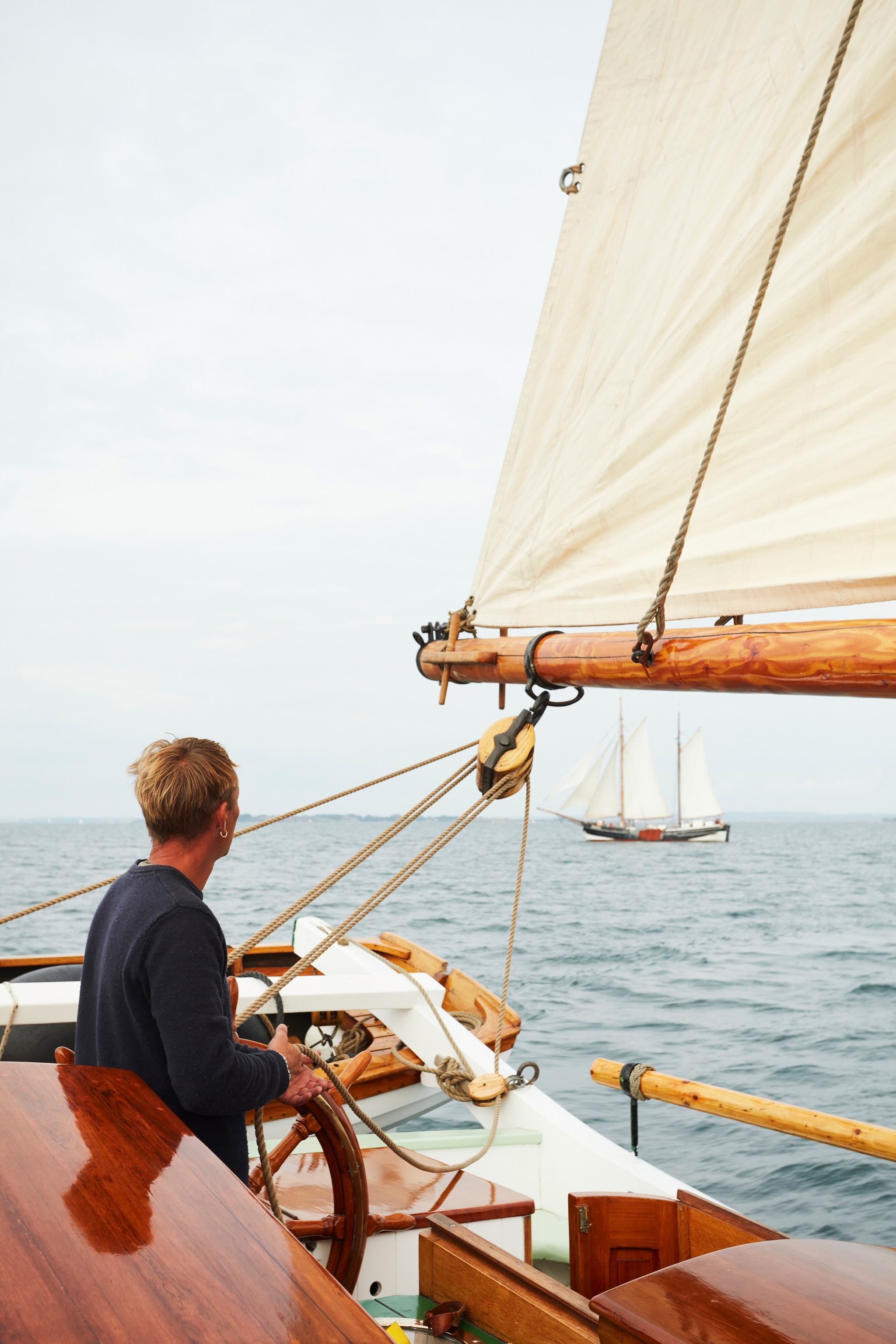 Captain Gorm Bødker is at the helm. Sailing an old vessel like the Aron is one of the best was to explore the South Funun Archipelago and the preserved traditional maritime culture.