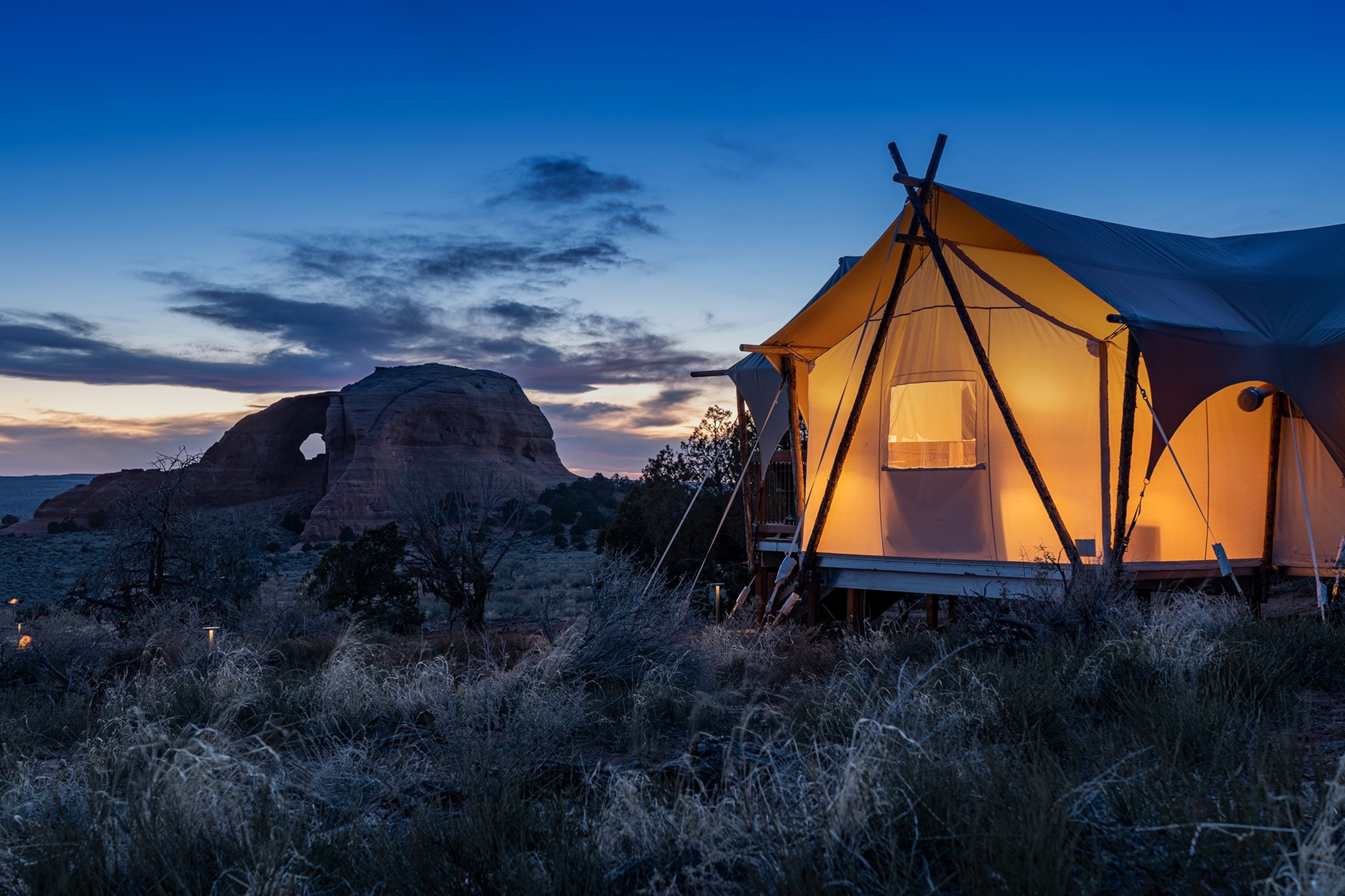 The outdoor lodging under night-sky.